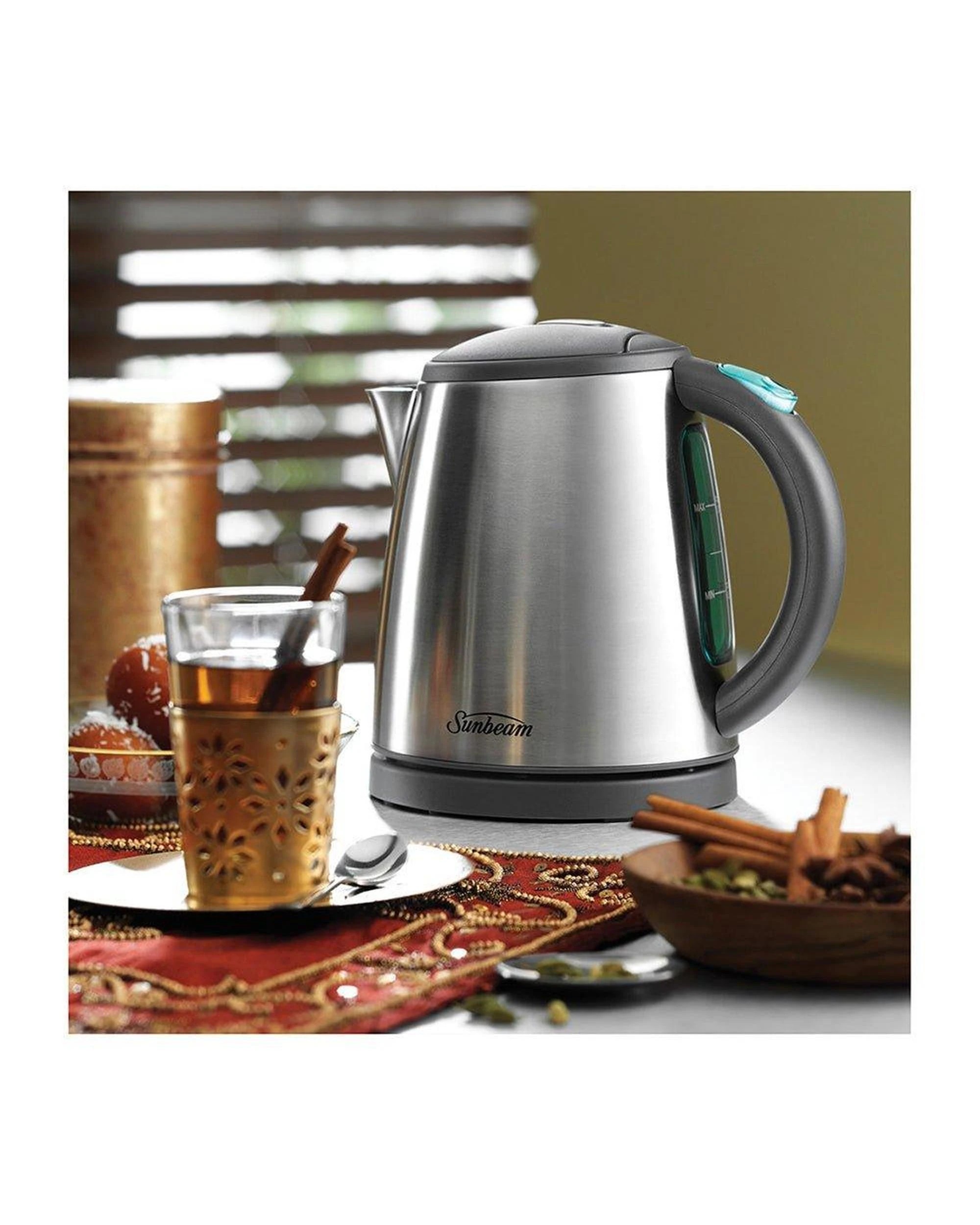 5 Sunbeam Belle-Aqua Kettle, 5 of 5
