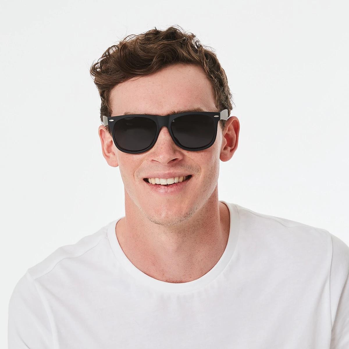 6 Polarised D Frame Sunglasses BLACK, 6 of 6
