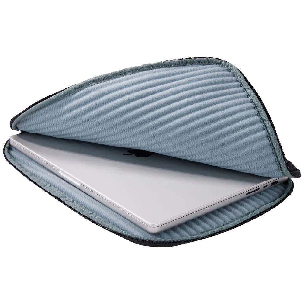 5 Thule Subterra 2 16" MacBook Sleeve, 5 of 9