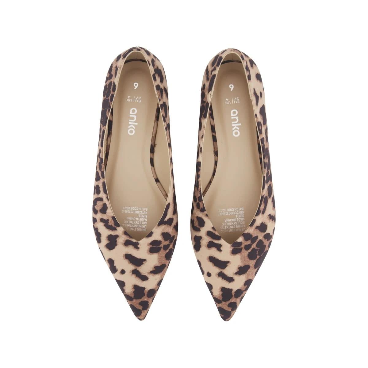 2 Pointed Toe Flats Lt Leopard, 2 of 3