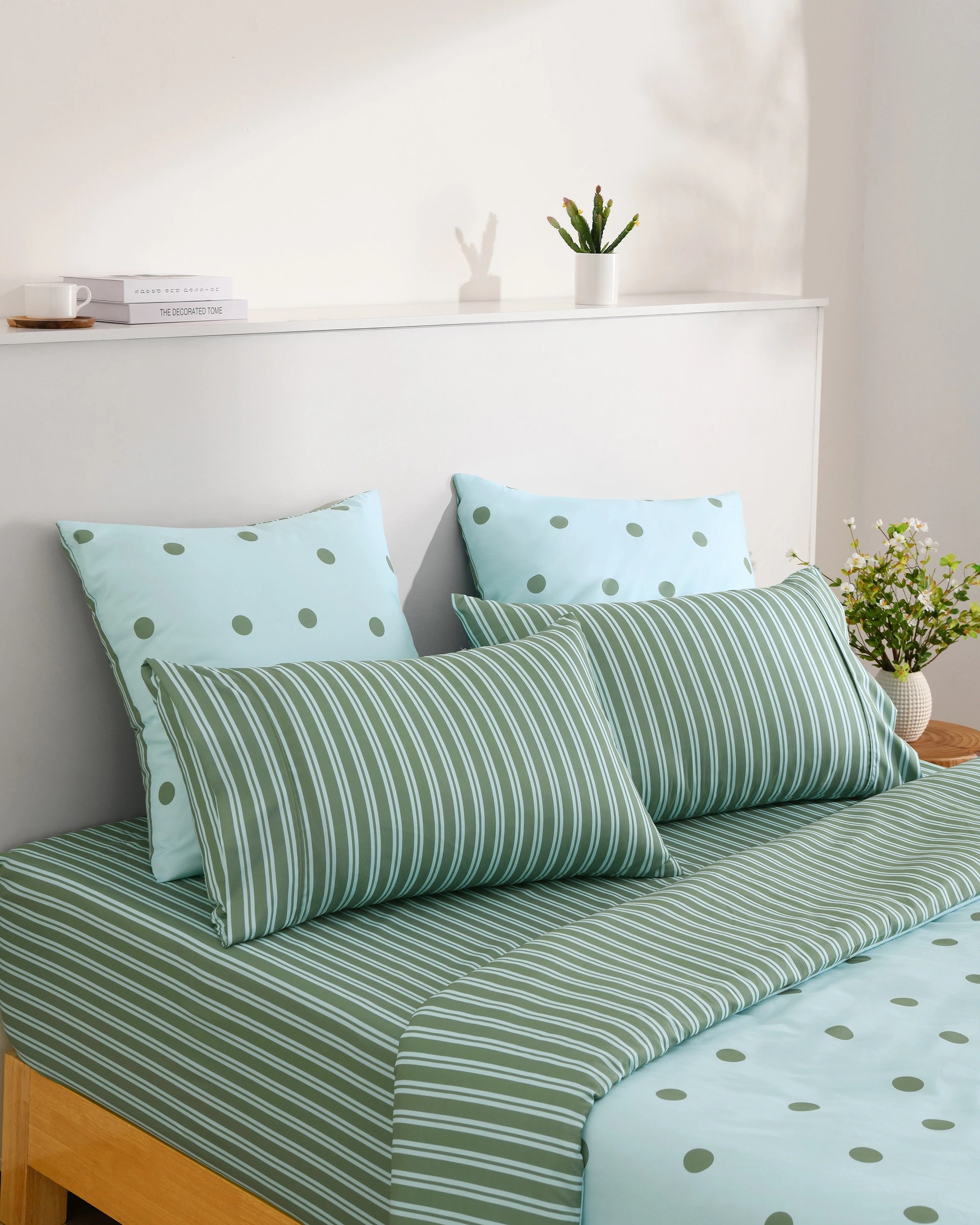 2 Dreamaker Pippa Stripe Fitted Sheet Set - Single Bed - Green, 2 of 6