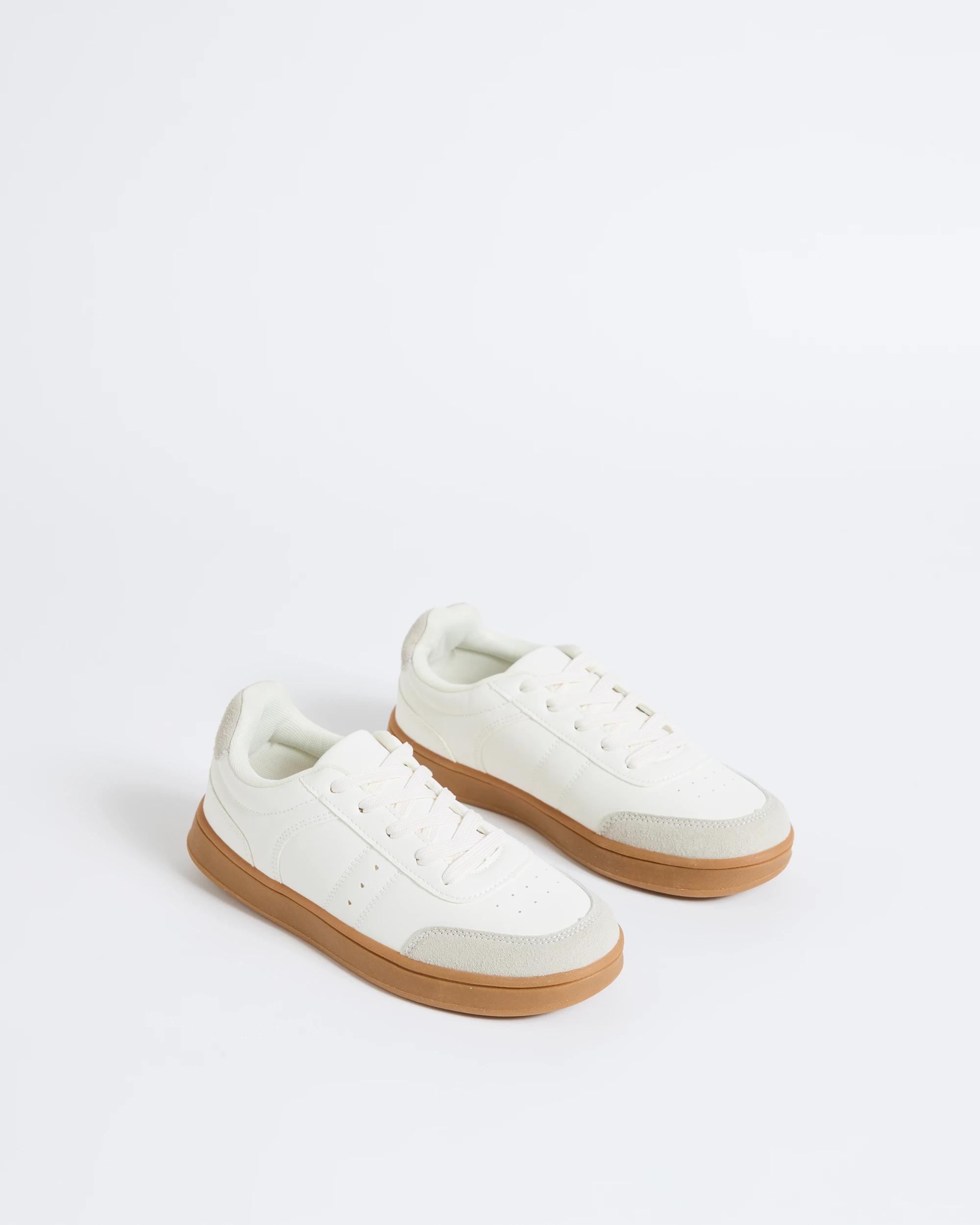 2 Target Youth Court Sneakers WHITE, 2 of 3