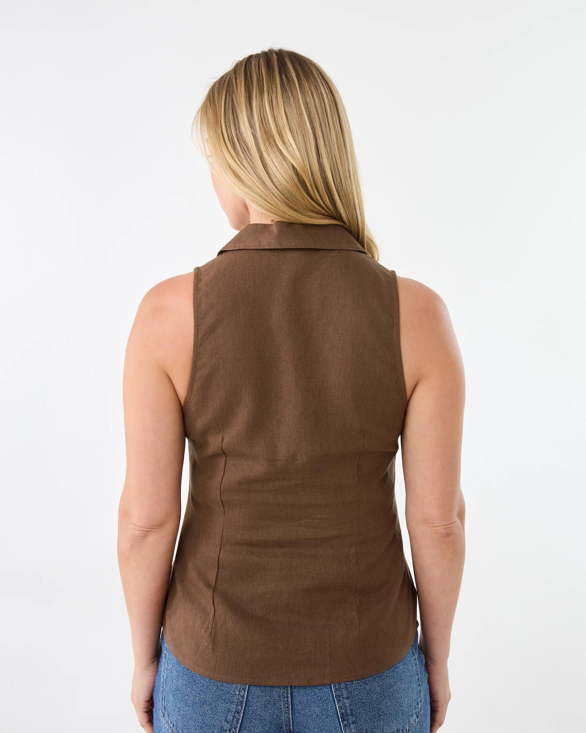 3 Sleeveless Collared Linen Blend Button Top Mochbrown, 3 of 7