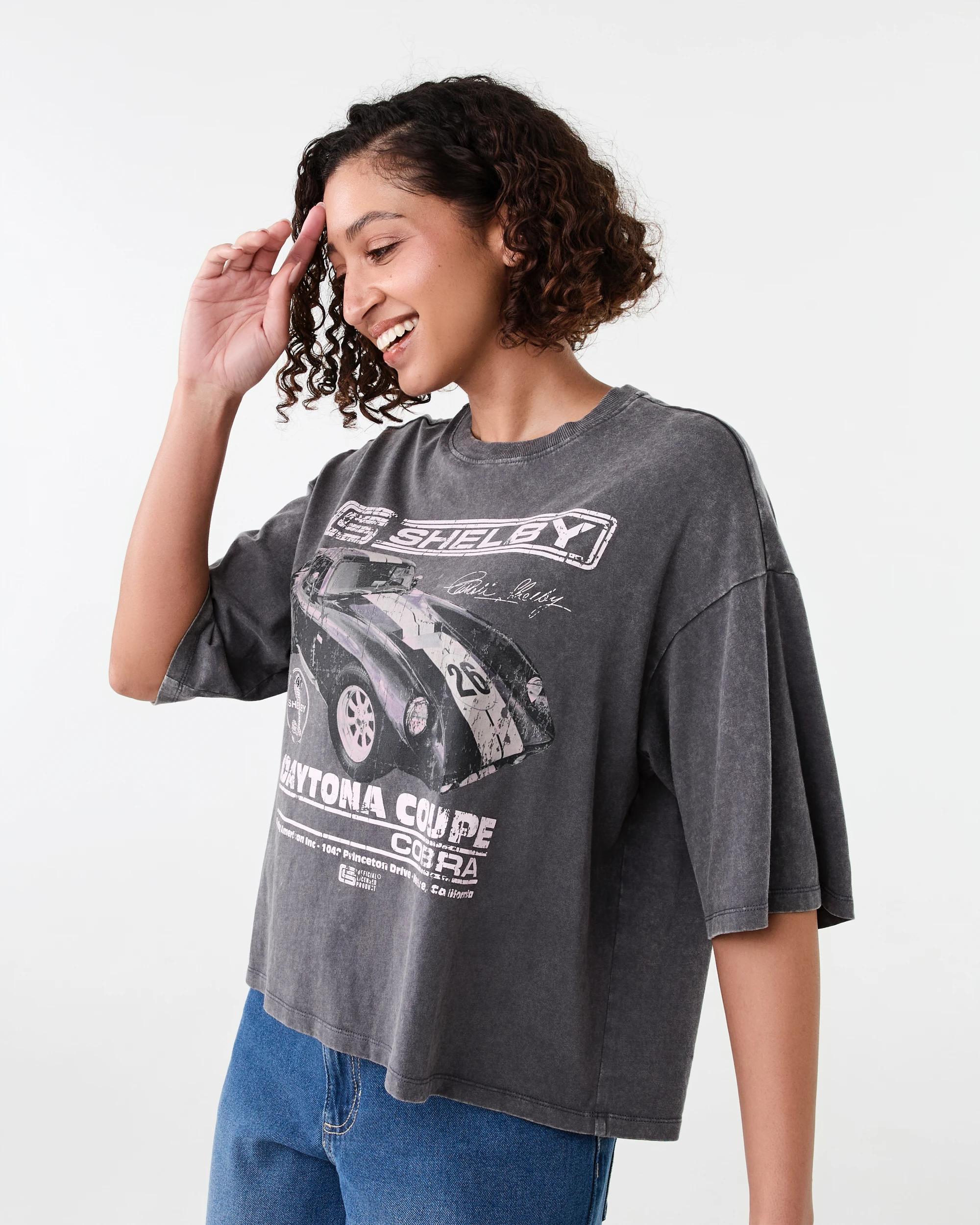 2 Shelby License Short Sleeve Oversized Chopped T-shirt Shelby, 2 of 5