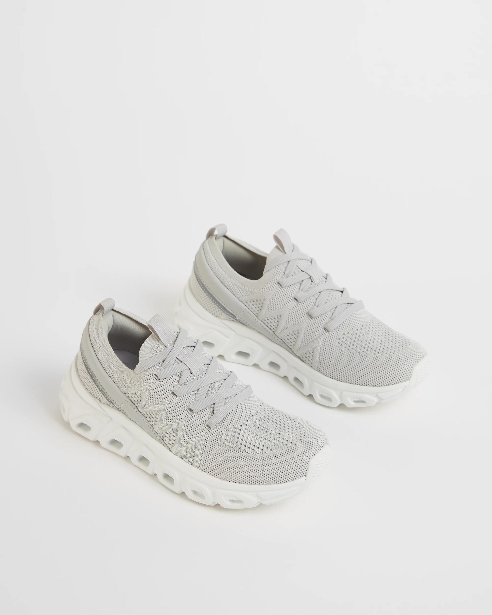 2 Target Woman Flynit Runners - Rilley LIGHT GREY, 2 of 3