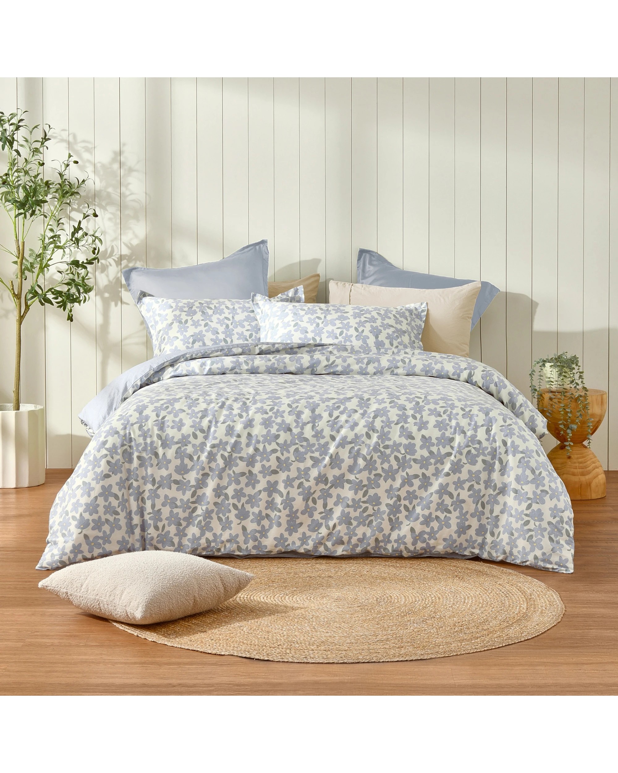 5 Dreamaker Thirri 100% Cotton Reversible Quilt Cover Set - King Bed - Sky Blue, 5 of 8