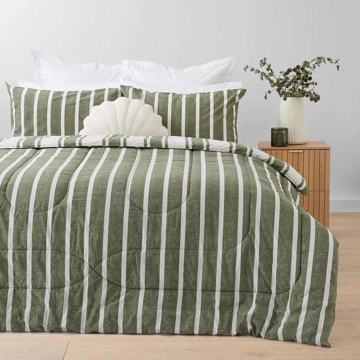 2 Eden Reversible Comforter Set - Single Bed, Green, 2 of 7
