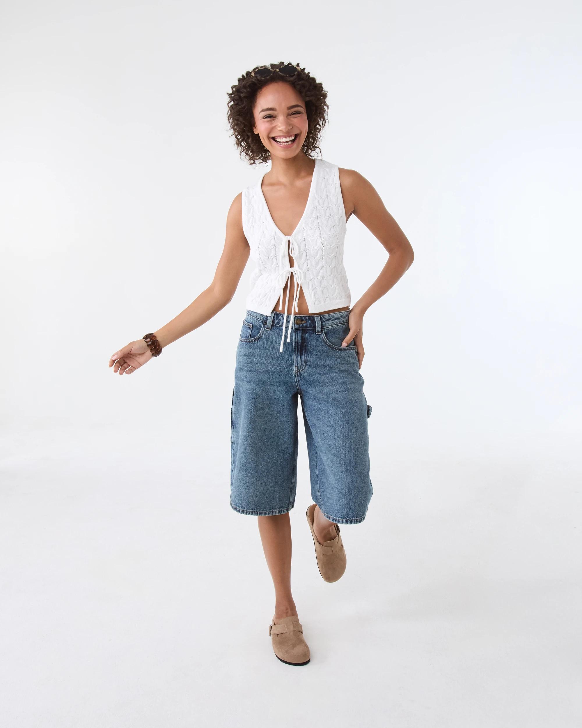 2 True Knit Cable Tie Vest Snw White, 2 of 8