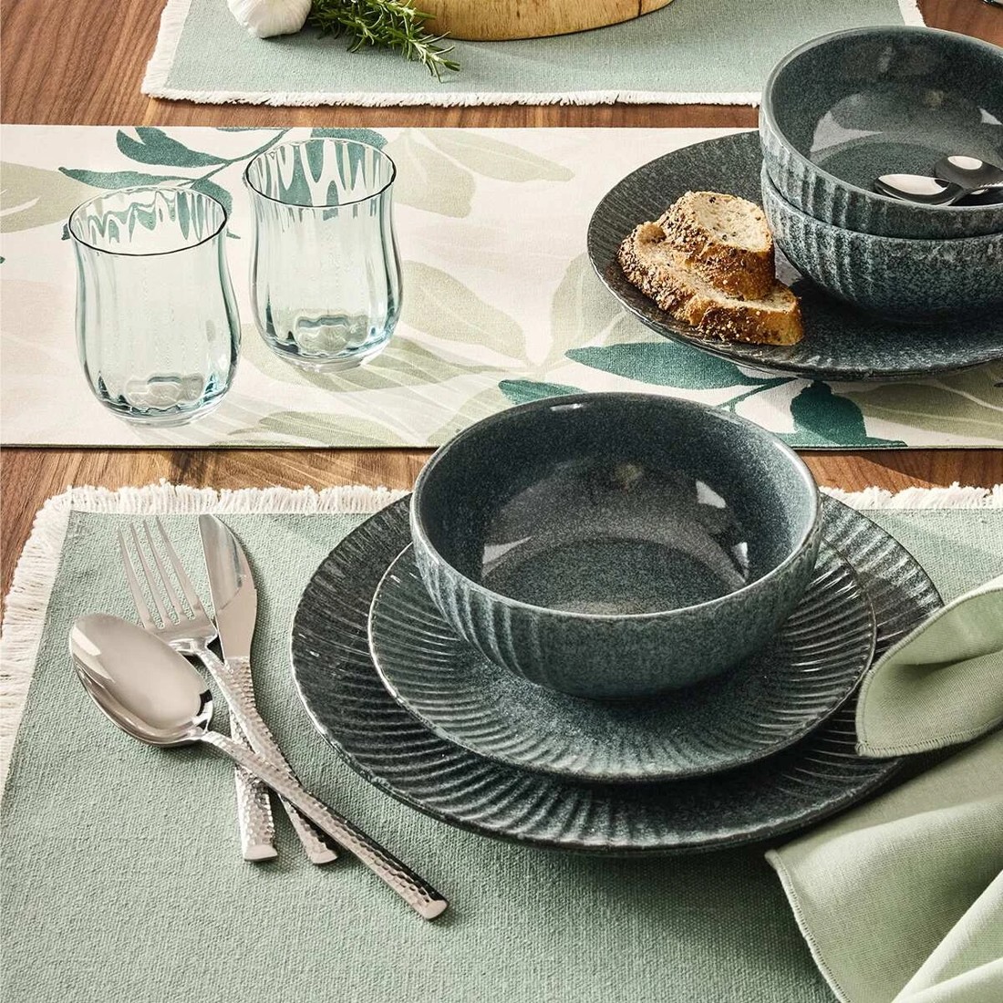 5 16 Piece Hammered Cutlery Set, 5 of 5