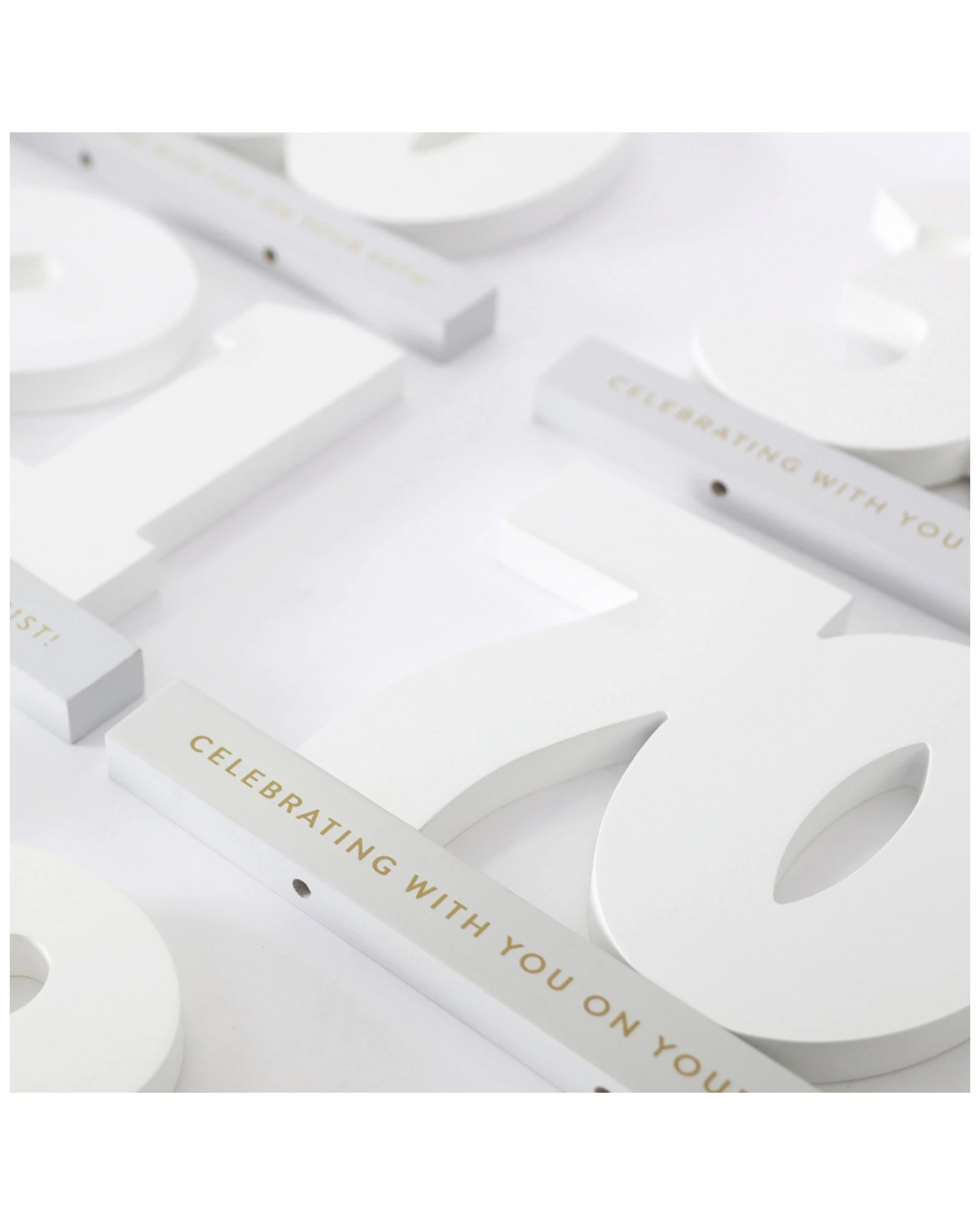 8 Splosh 70th Birthday Wooden Signature Number W/ Marker Keepsake 29x21cm - White, 8 of 9