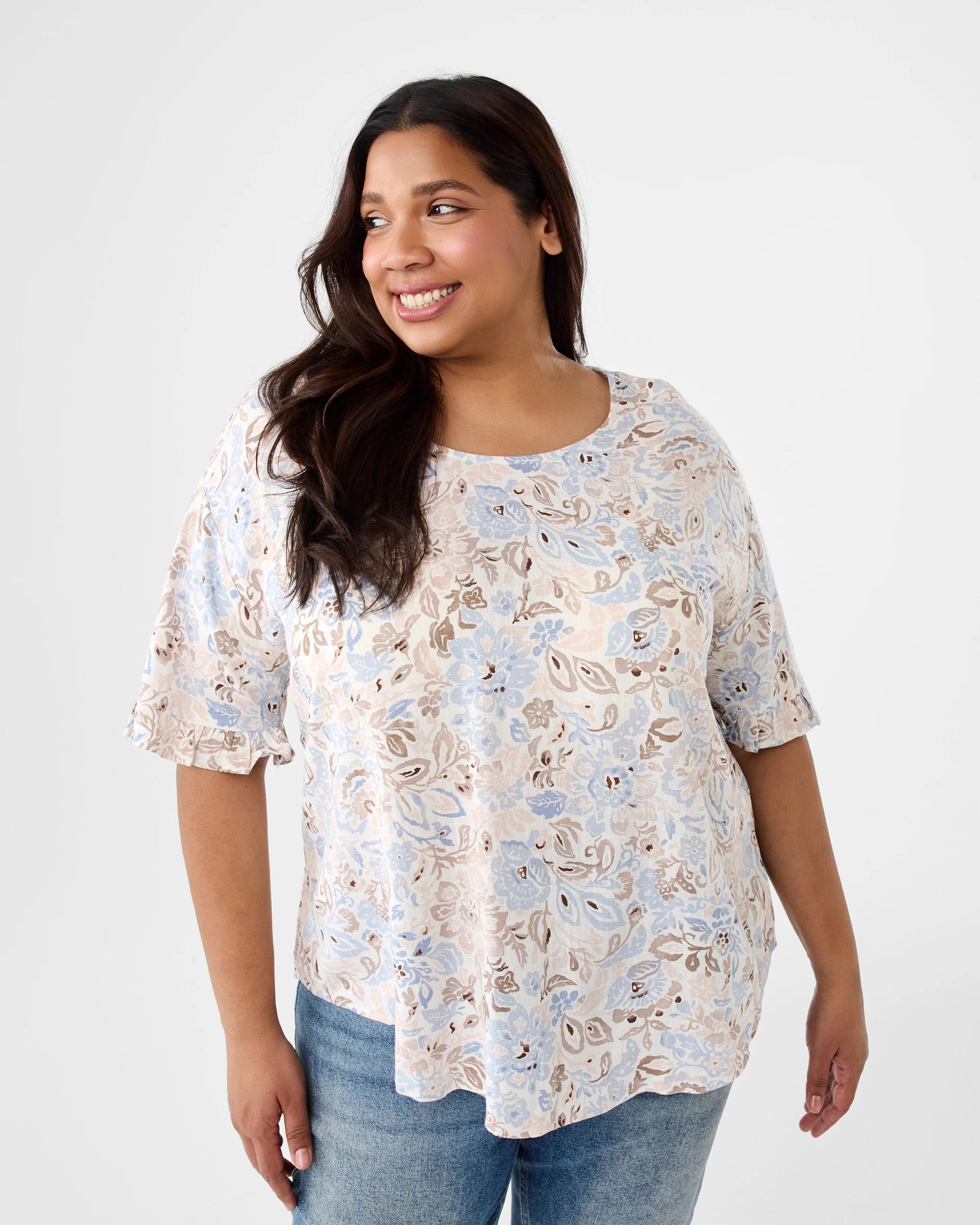 1 Curve Short Sleeve Button Back Top Chintz Frl, 1 of 7