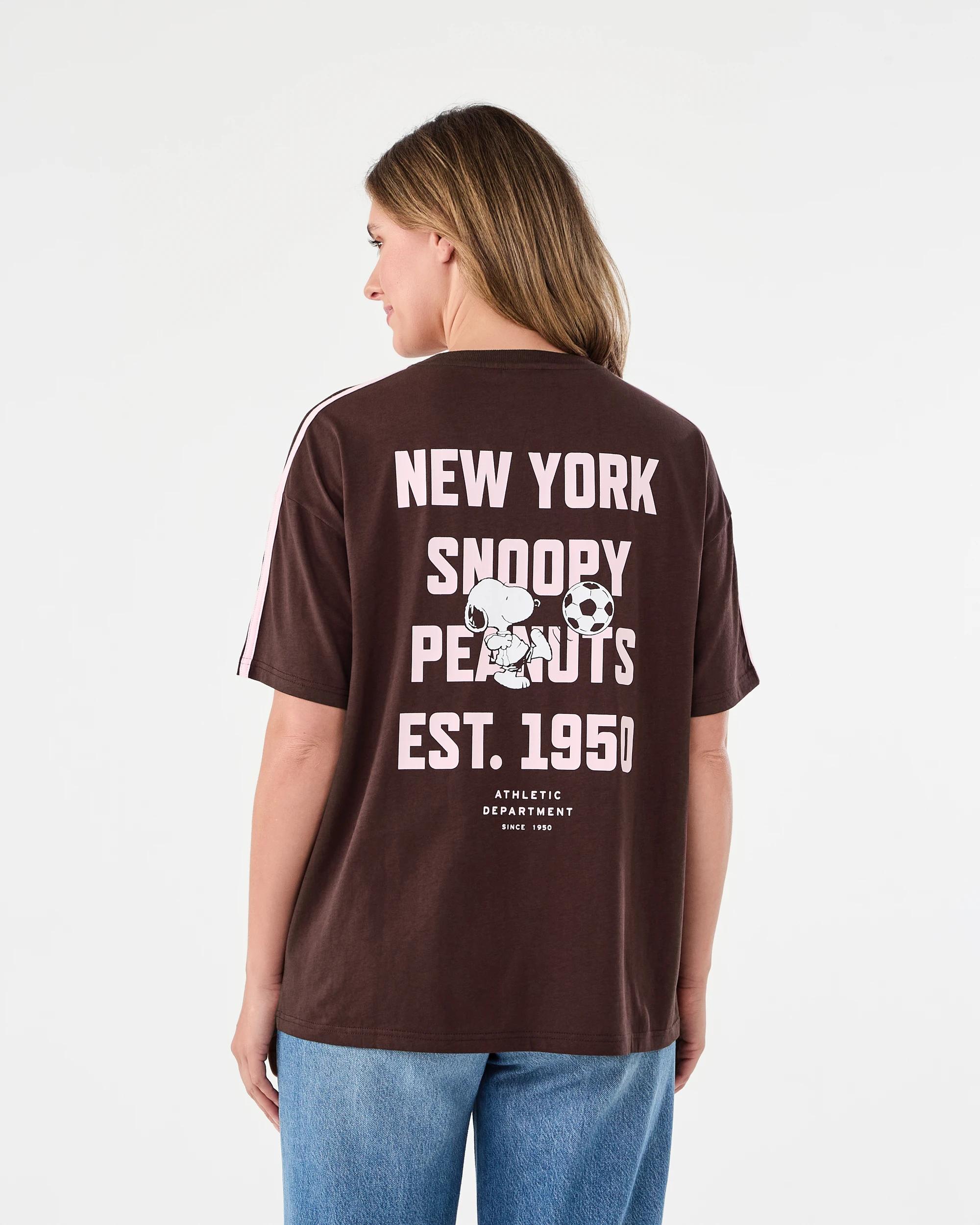 3 Peanuts License Premium Short Sleeve T-shirt Peanutswc, 3 of 7