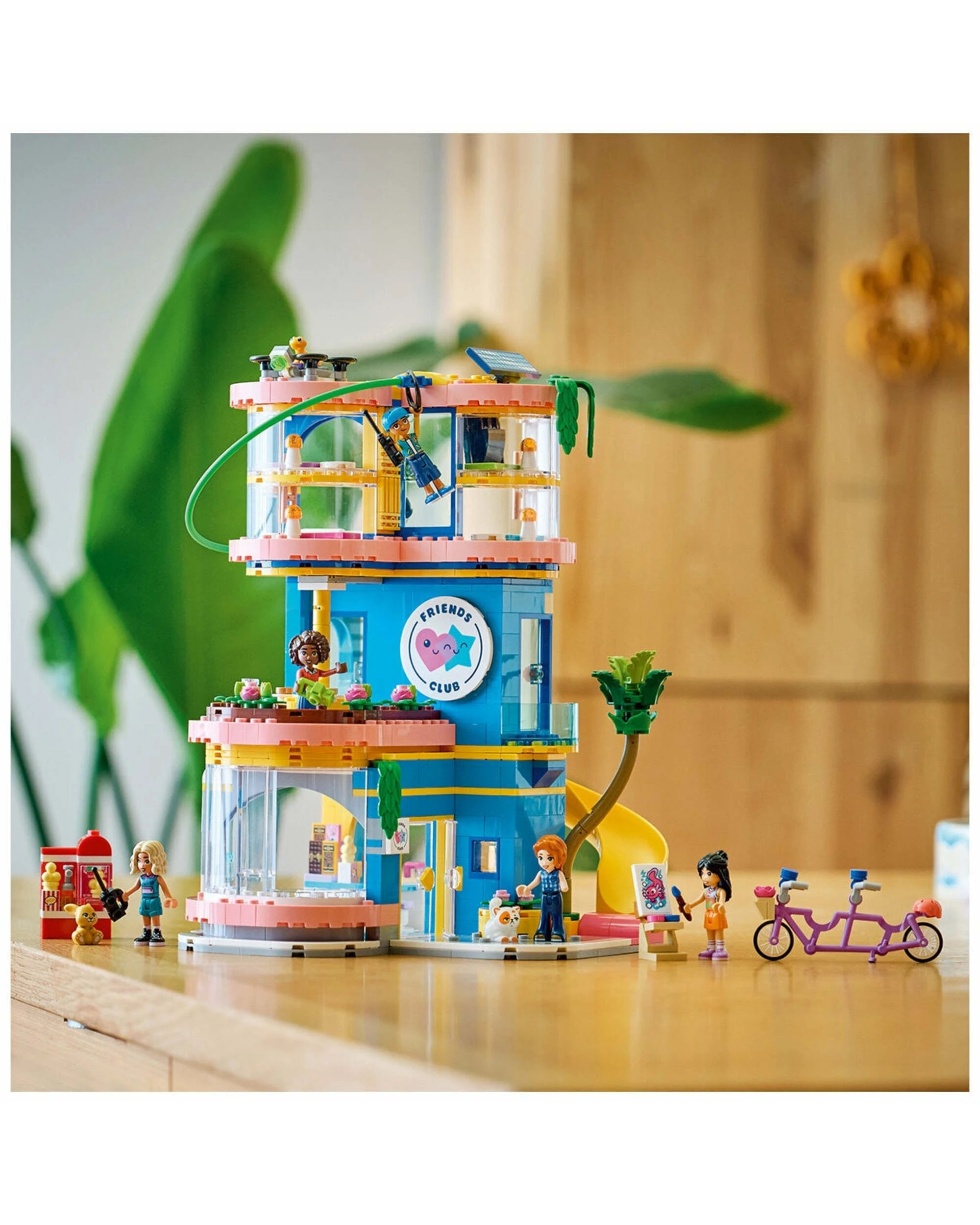 2 LEGO Friends Heartlake City Club House 42689 794-Piece Set, 2 of 10