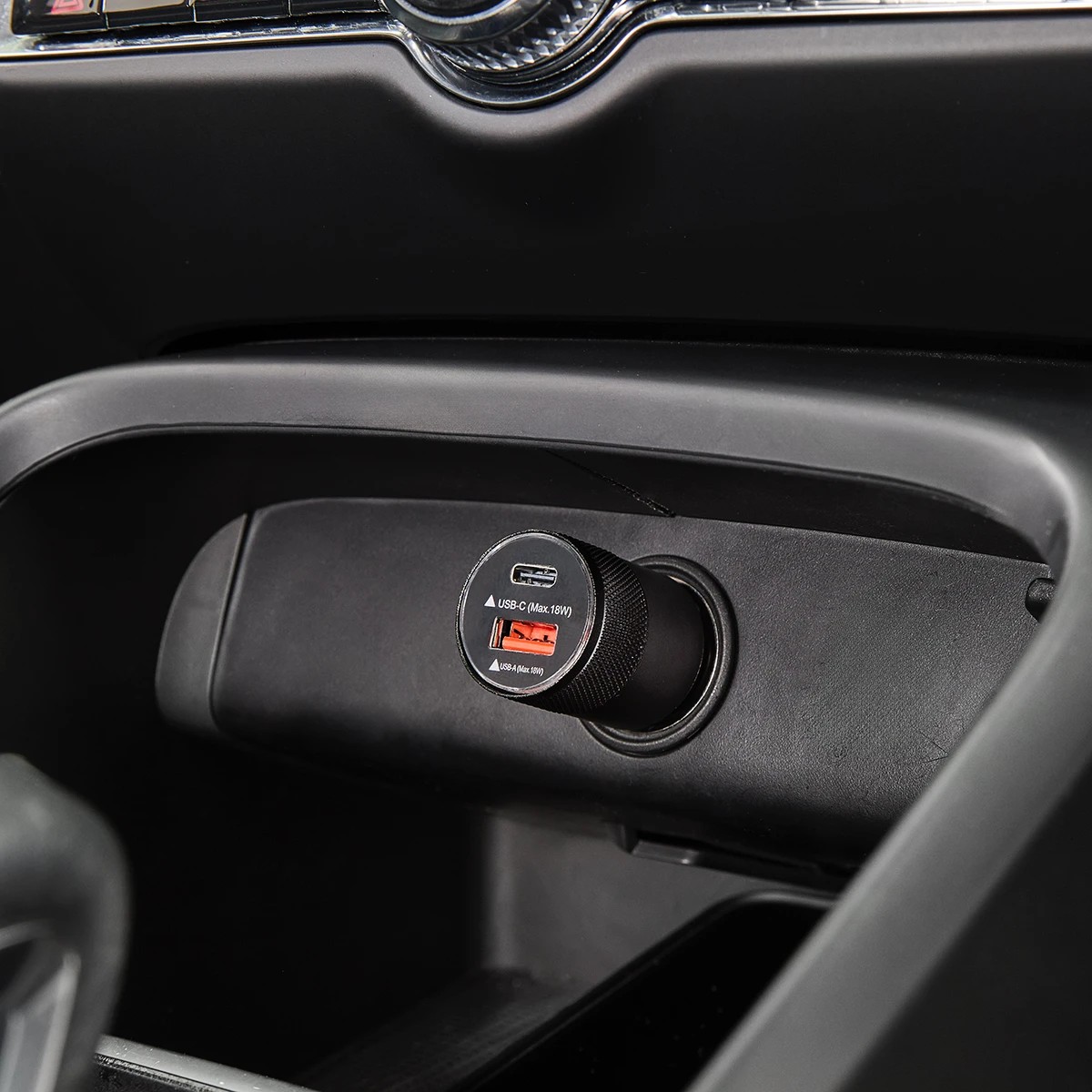 1 18W Car Charger, 1 of 5