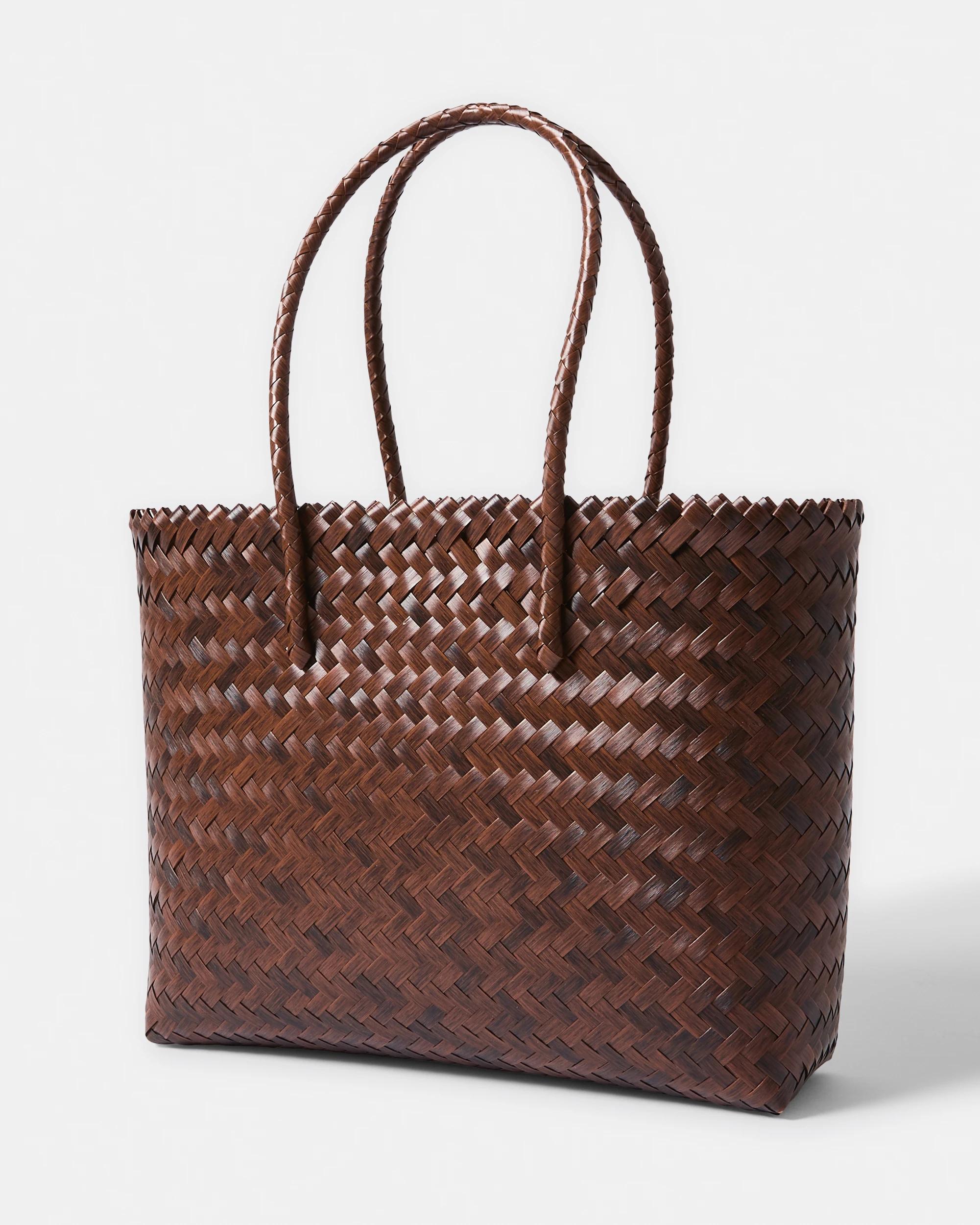2 Basket Weave Tote Bag Chocolate, 2 of 5