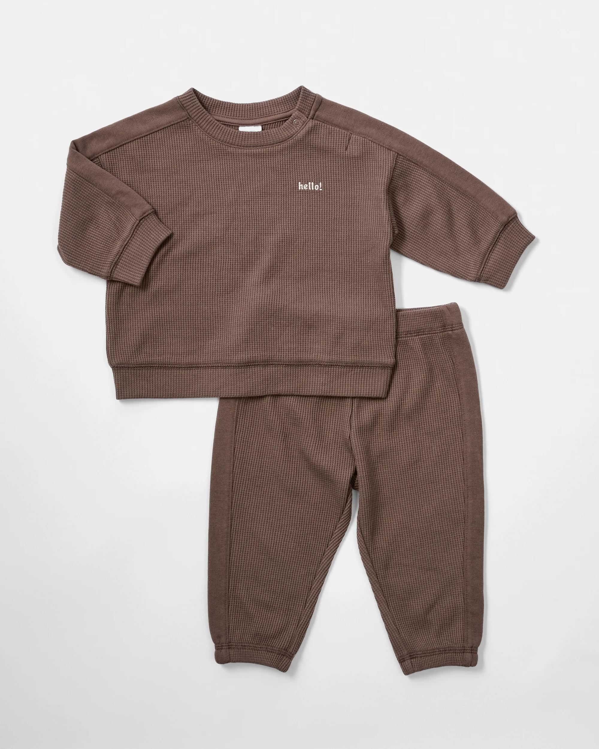 1 Spliced Waffle Set Brn Hello, 1 of 5