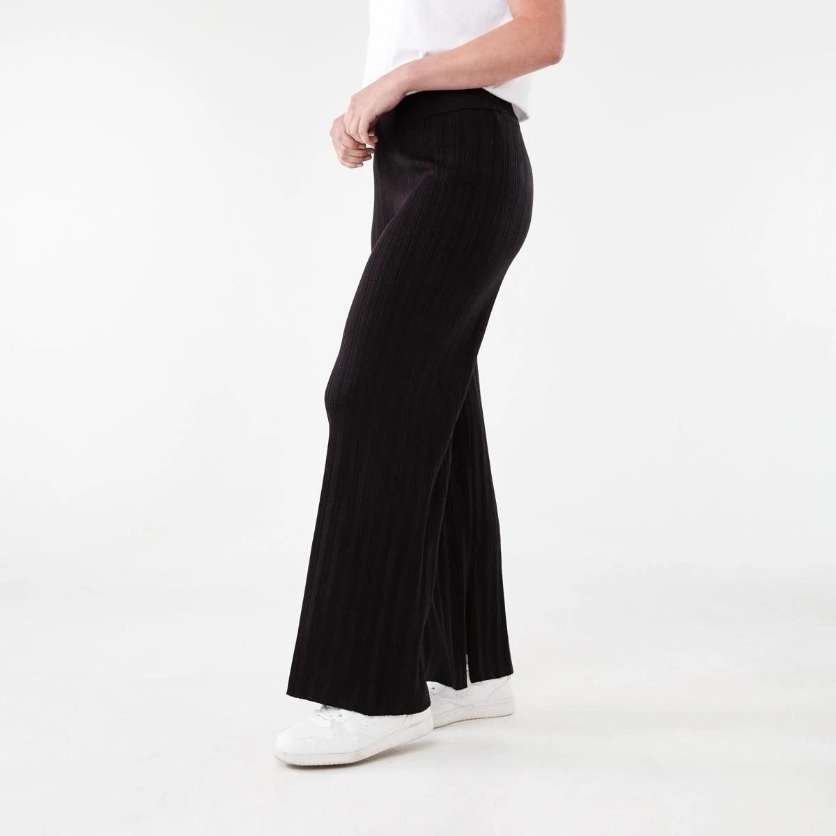 2 Variegated Knit Pants Black, 2 of 5