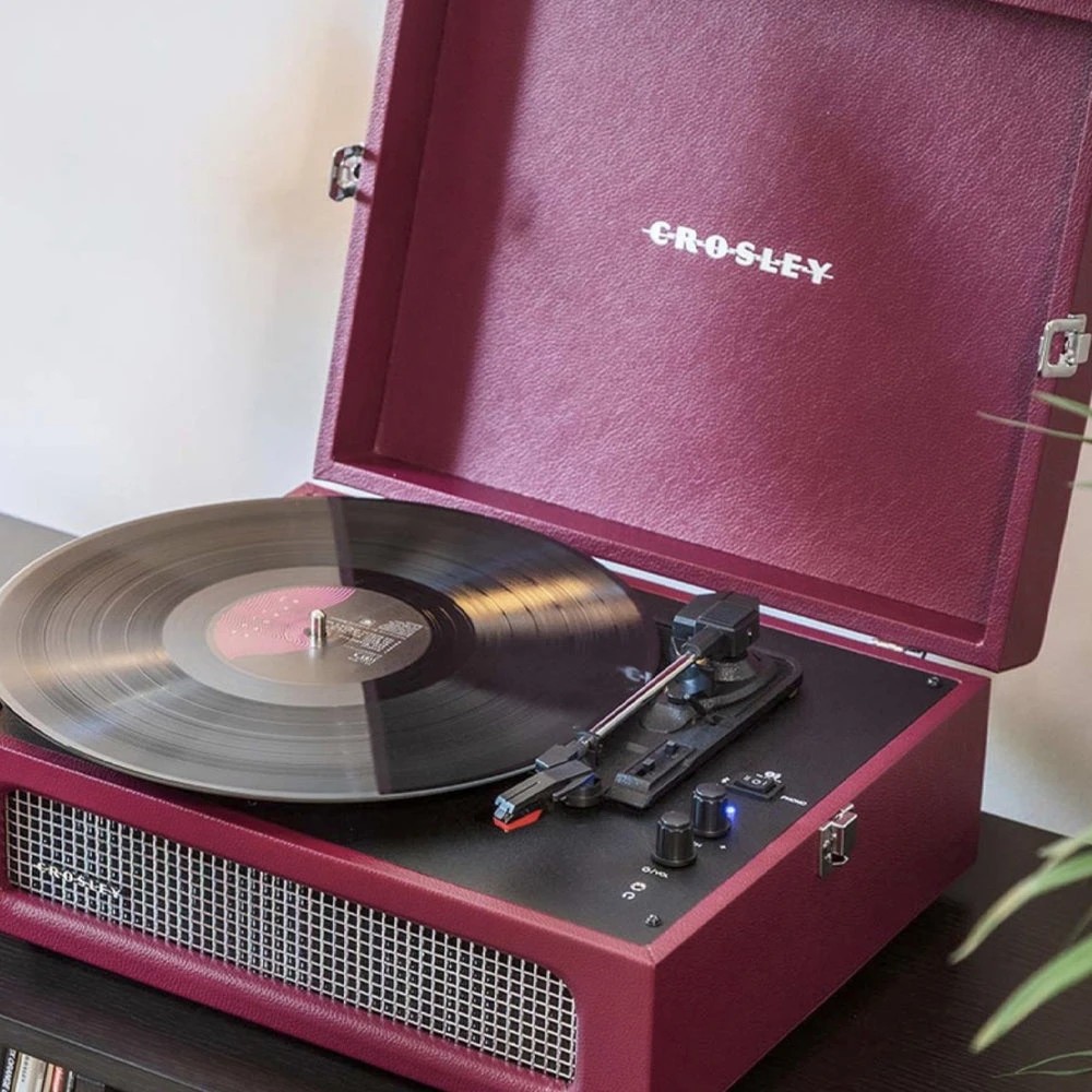 Crosley Voyager Bluetooth Portable Turntable + Entertainment Stand ...