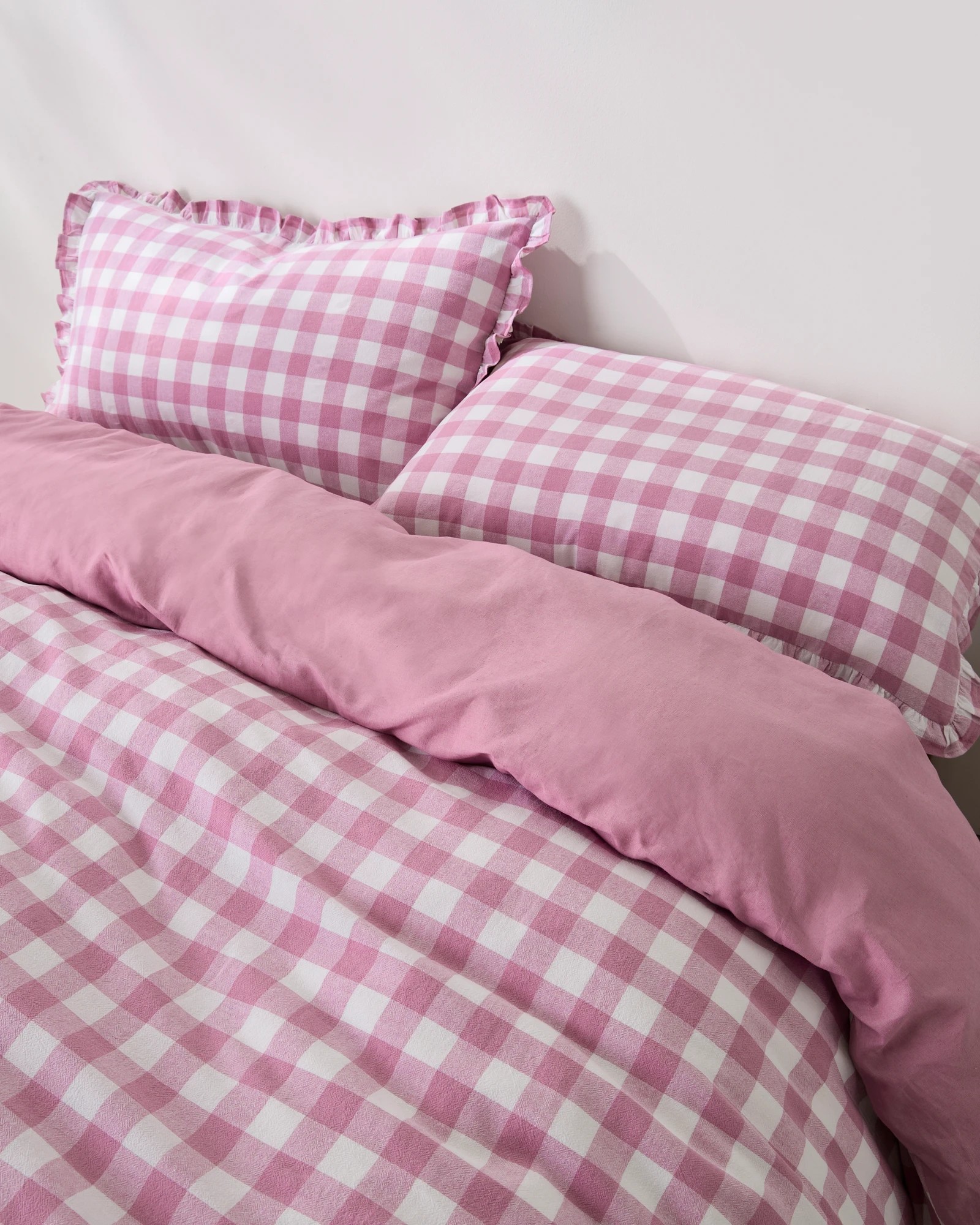2 Target Lulu Gingham Linen/Cotton Quilt Cover Set - King Bed - Pink, 2 of 4