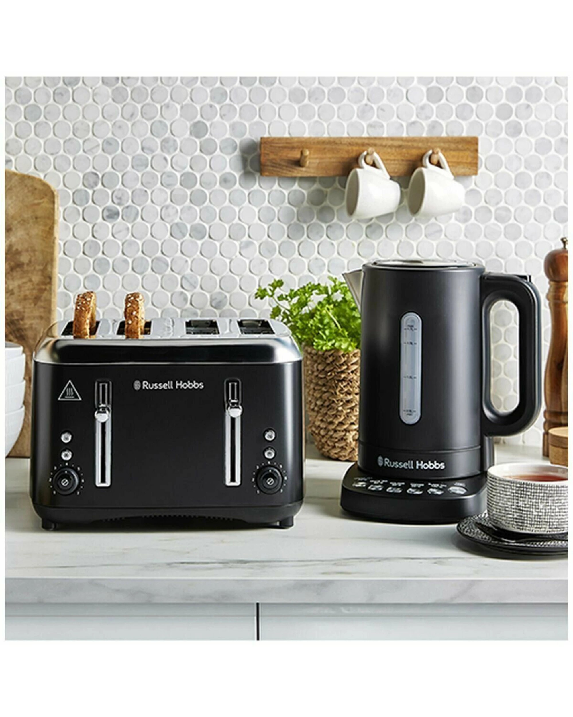 4 Russell Hobbs Addison Toaster & Kettle Set - Black, 4 of 4