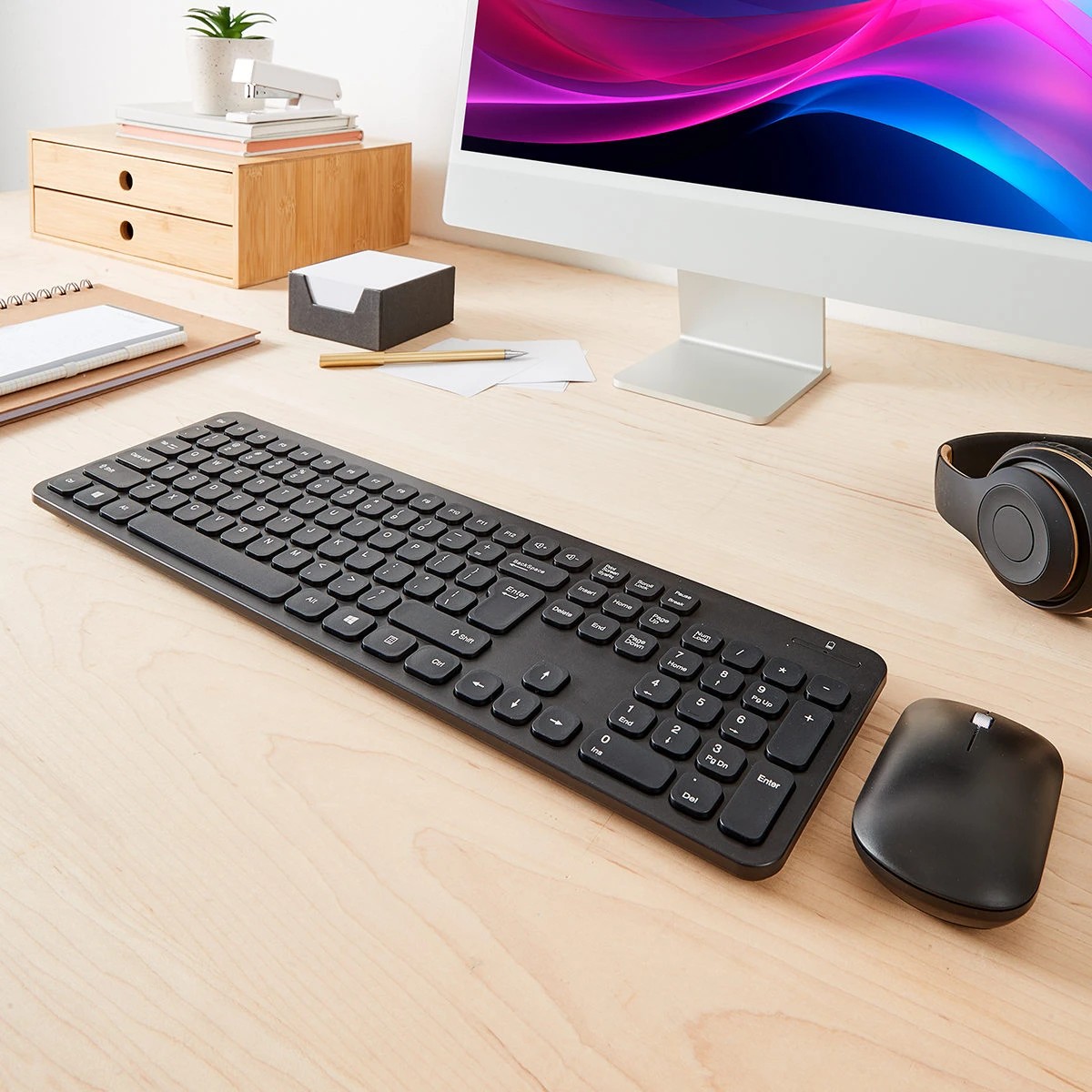 1 2.4G Wireless Keyboard and Mouse Combo, 1 of 8