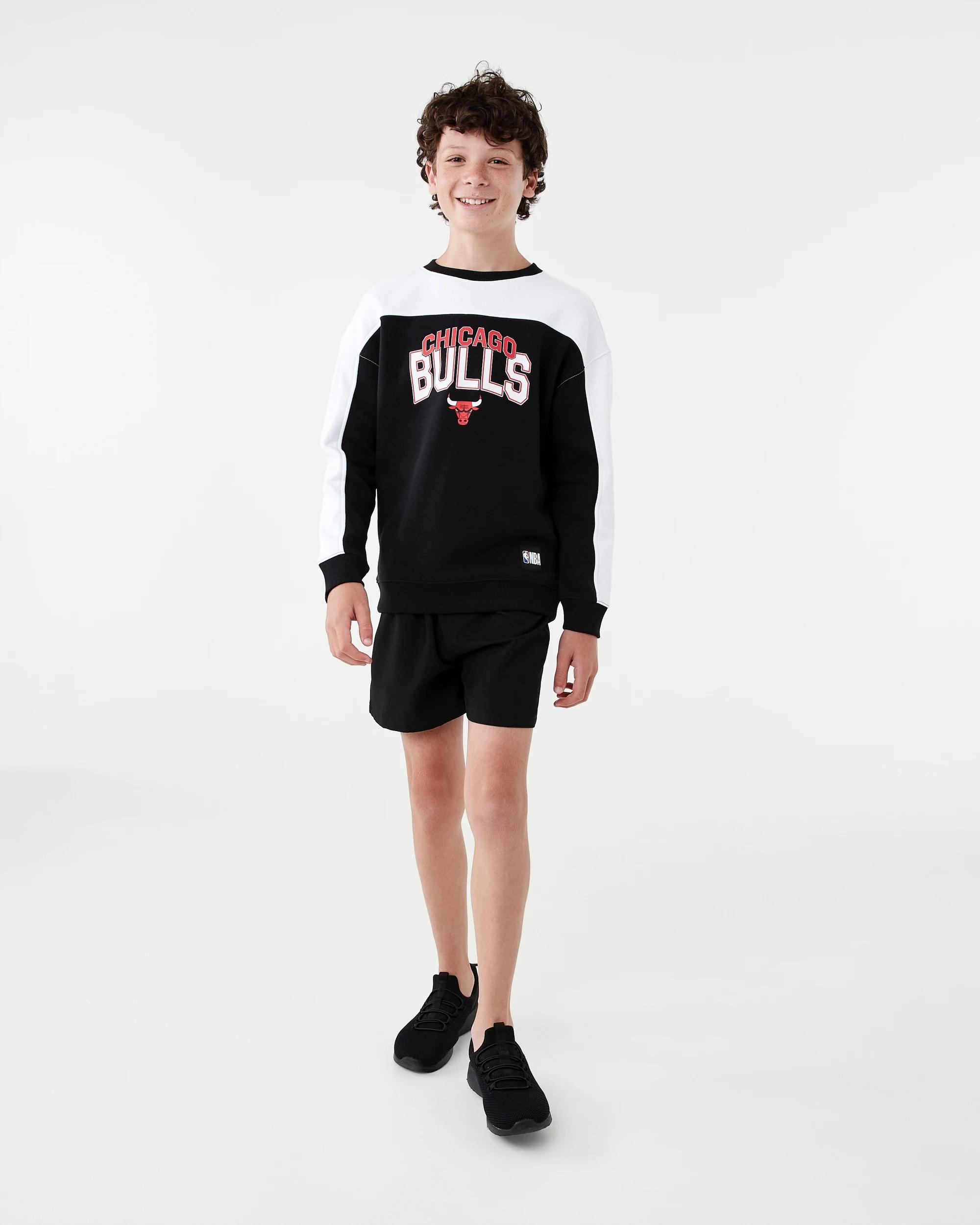 8 Kids NBA Fleece Crew Neck Top Bulls 7d47, 8 of 9