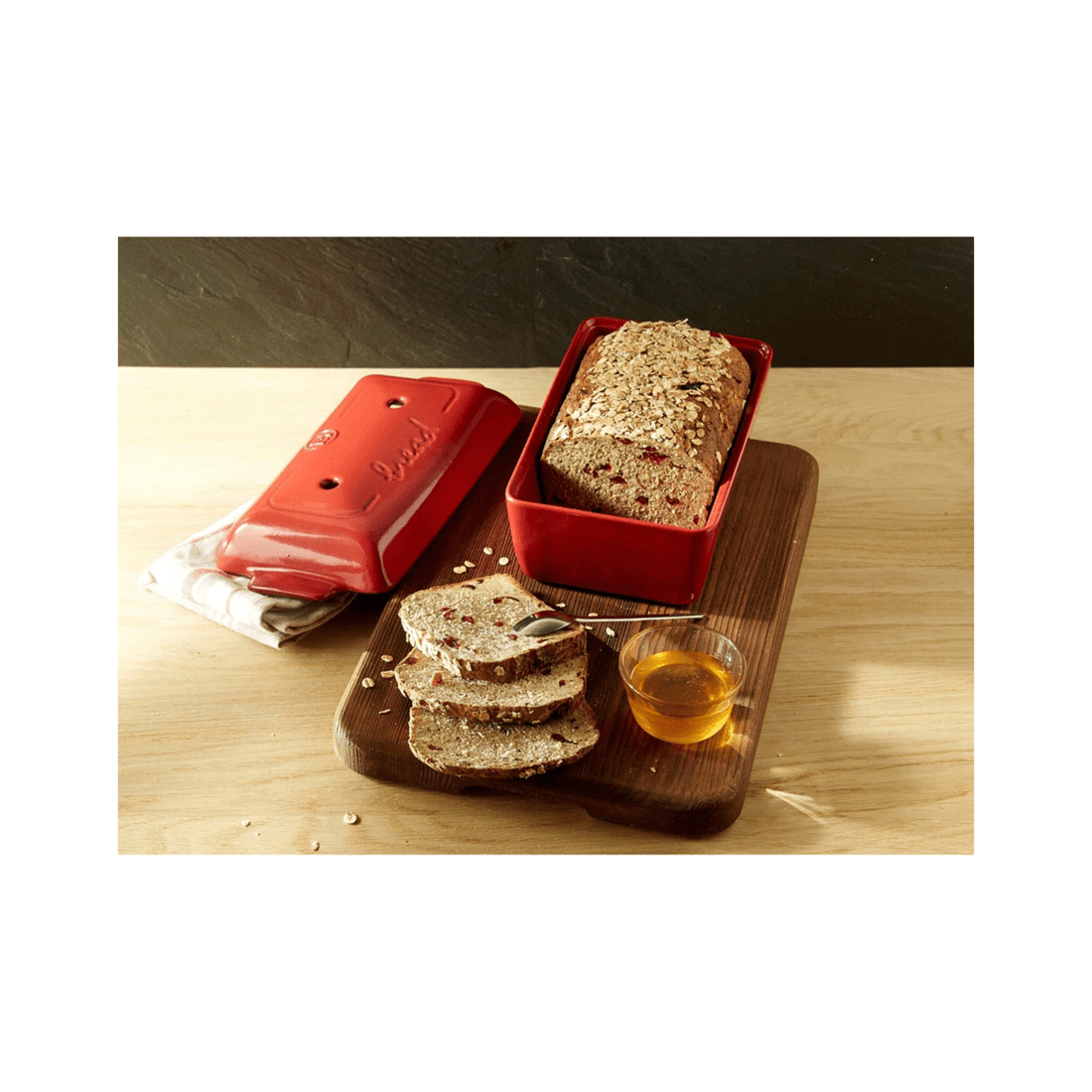 4 Emile Henry 24cm Ceramic Bread Loaf Baker Dish W/ Lid Tray Rectangle Burgundy
 - Burgundy, 4 of 4