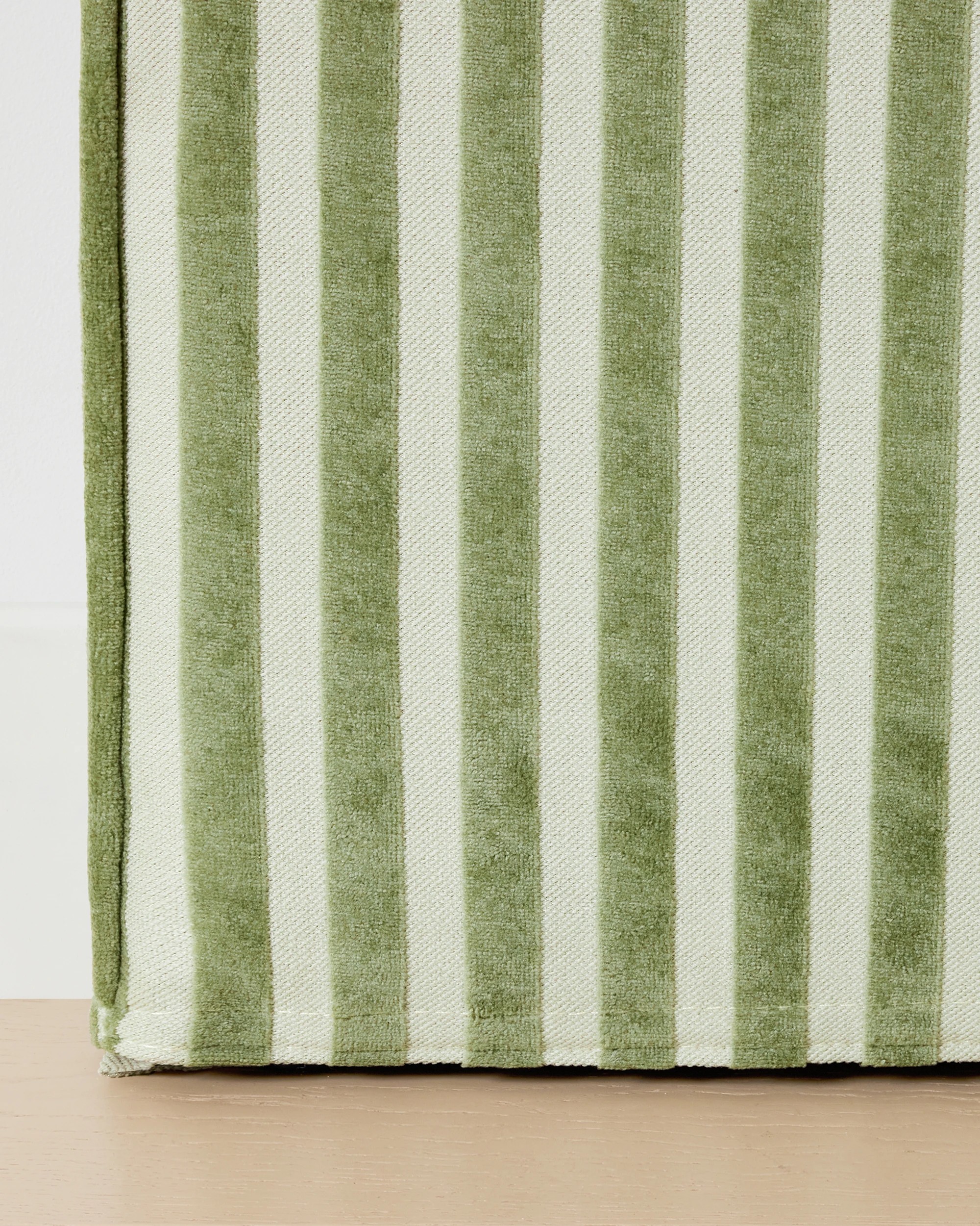 7 Wavy Bedhead Stripe - Queen Bed, 7 of 7