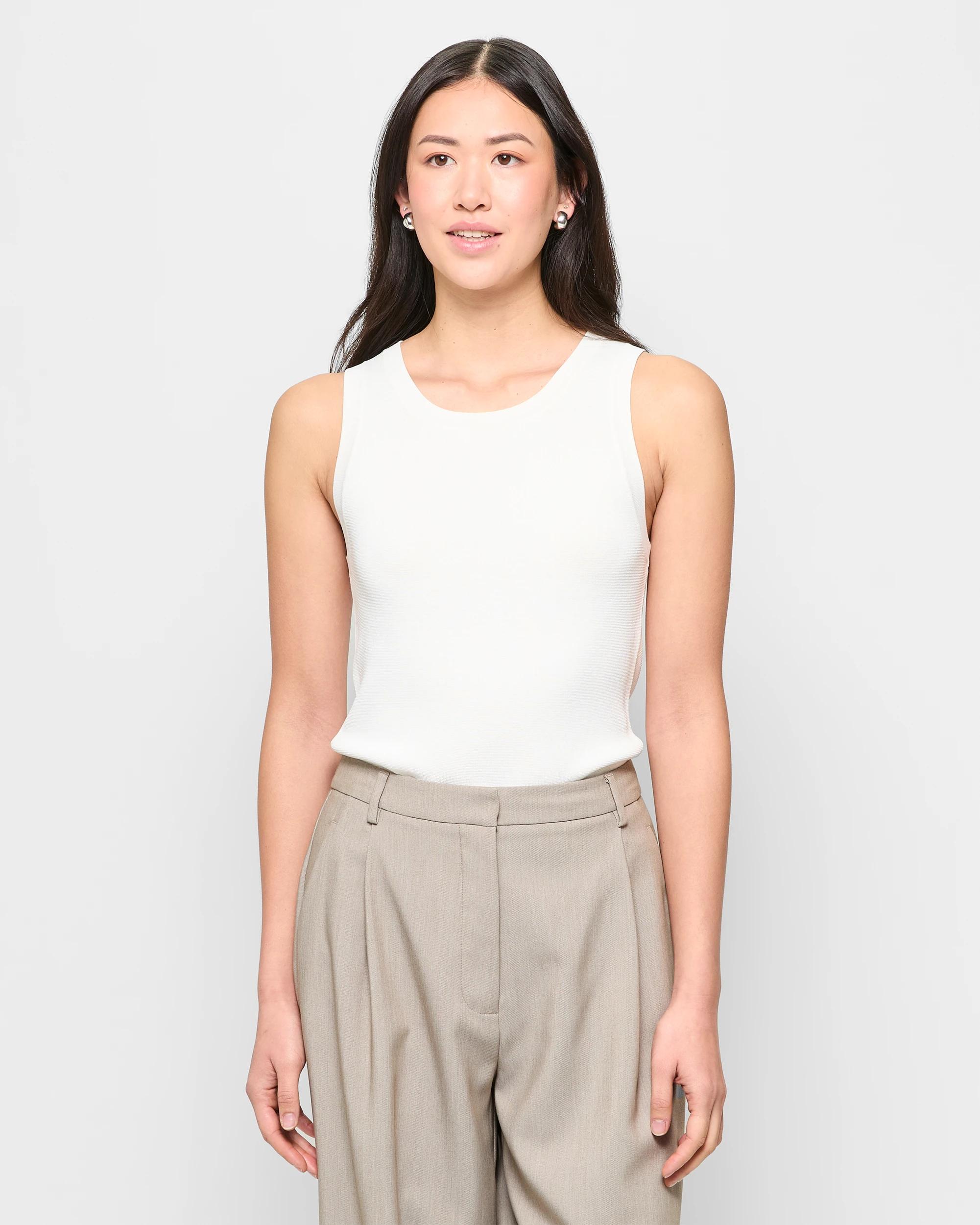 1 Ultimate Milano Sleeveless Tank Top - Preview CLOUD DANCER, 1 of 5