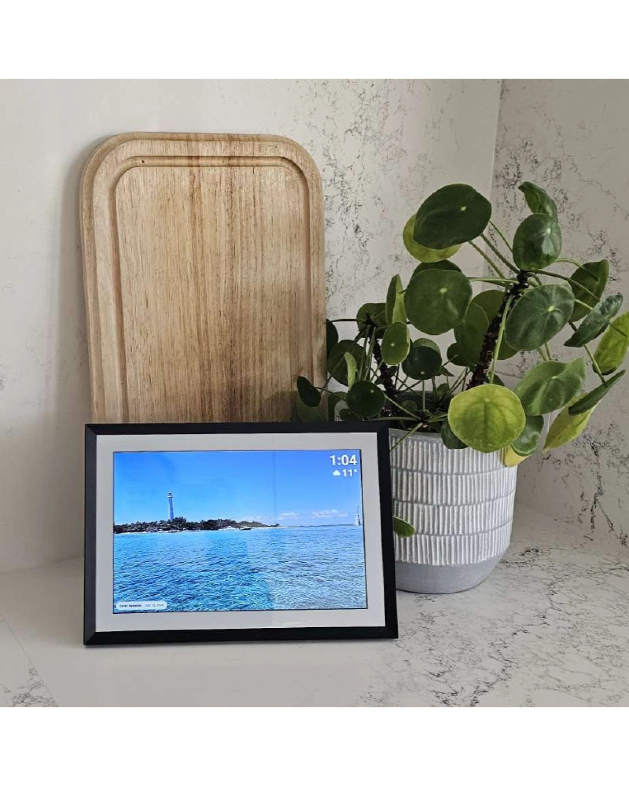 6 Oricom FRAME10BLK 10.1″ Smart Photo Frame with Instant Photo Sharing - Black, 6 of 7