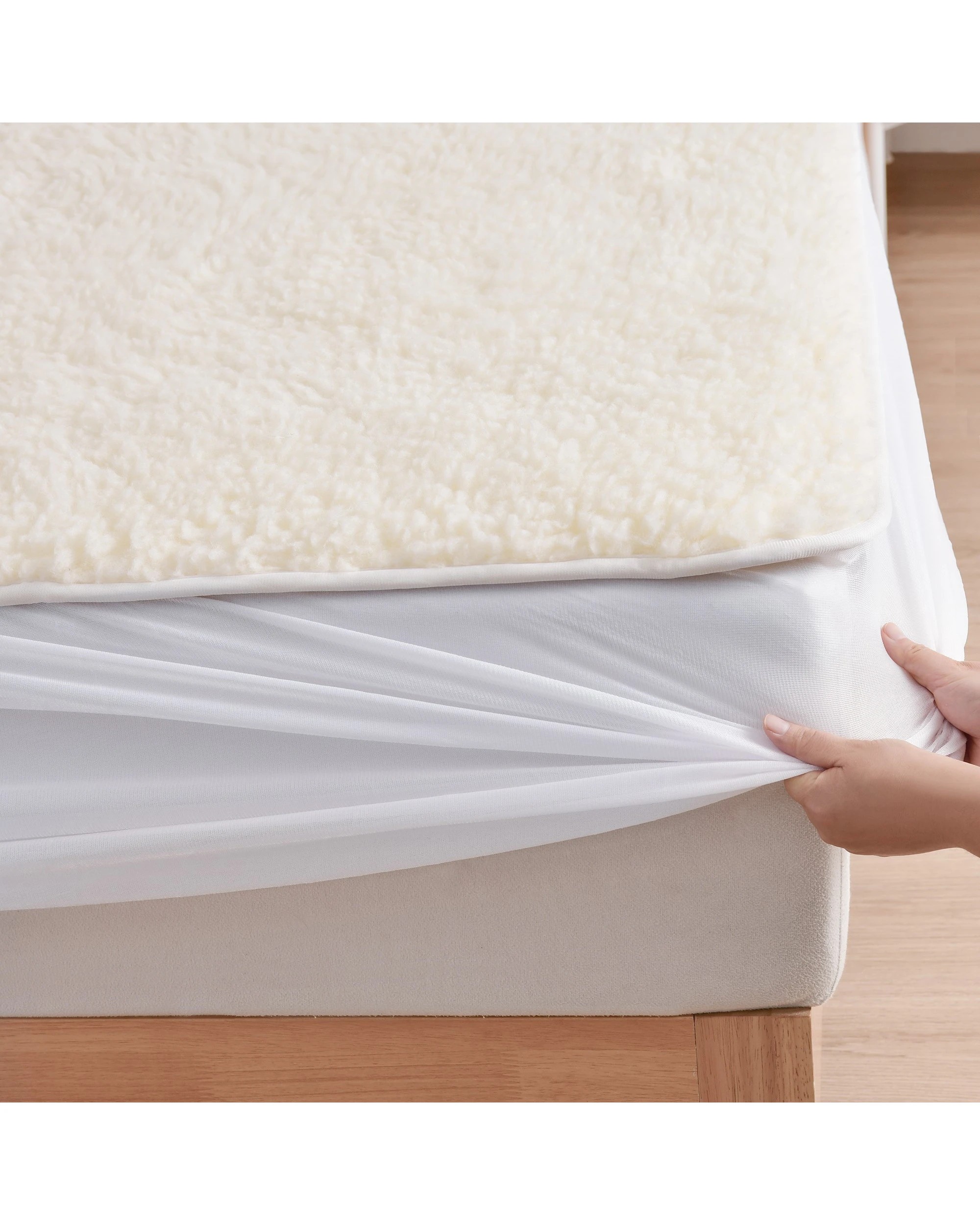 4 Dreamaker Australian Wool Fleece Electric Blanket - King Single Bed - White, 4 of 7