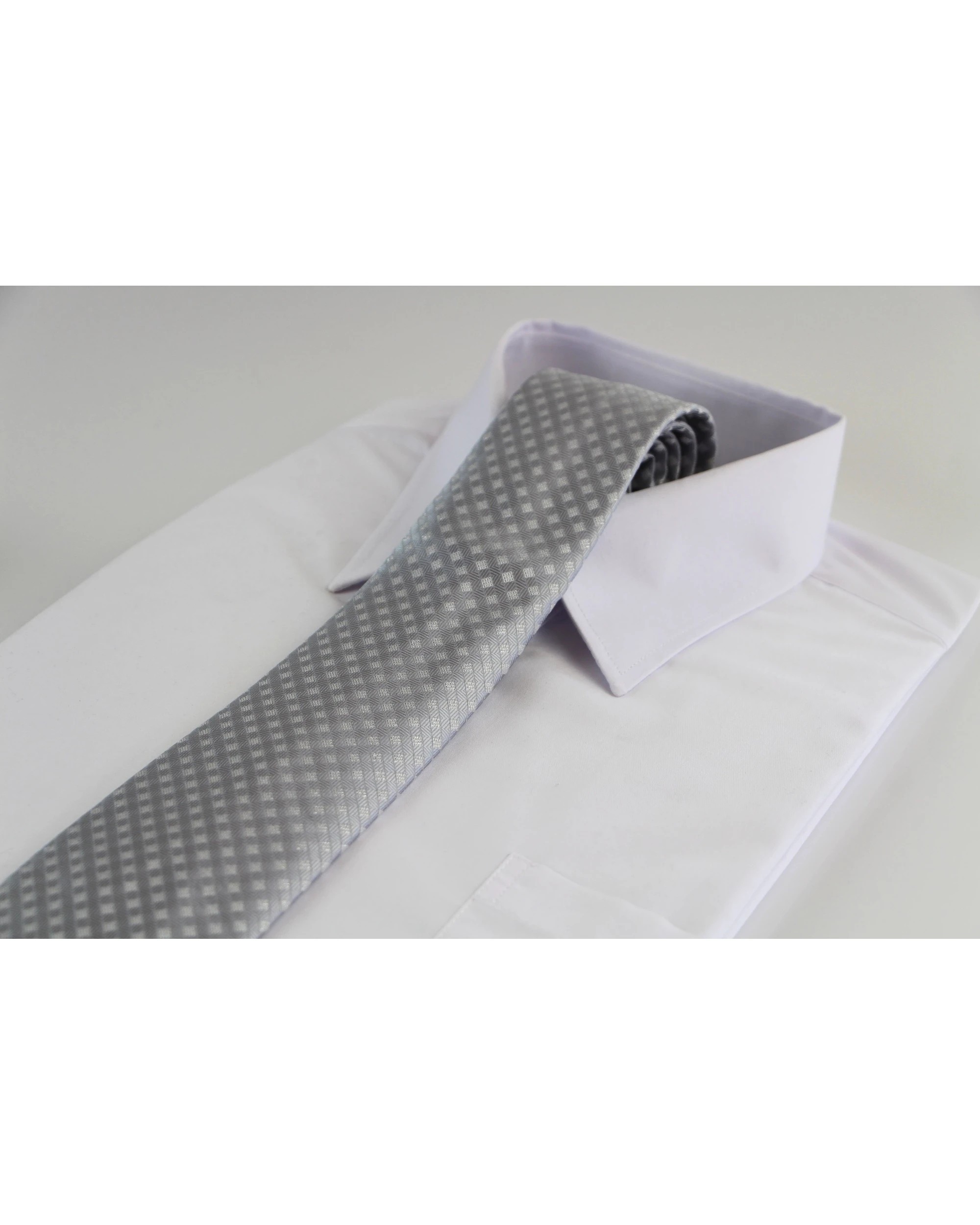 1 Zasel Mens Silver Tinsel Striped Patterned 8cm Tie, 1 of 2
