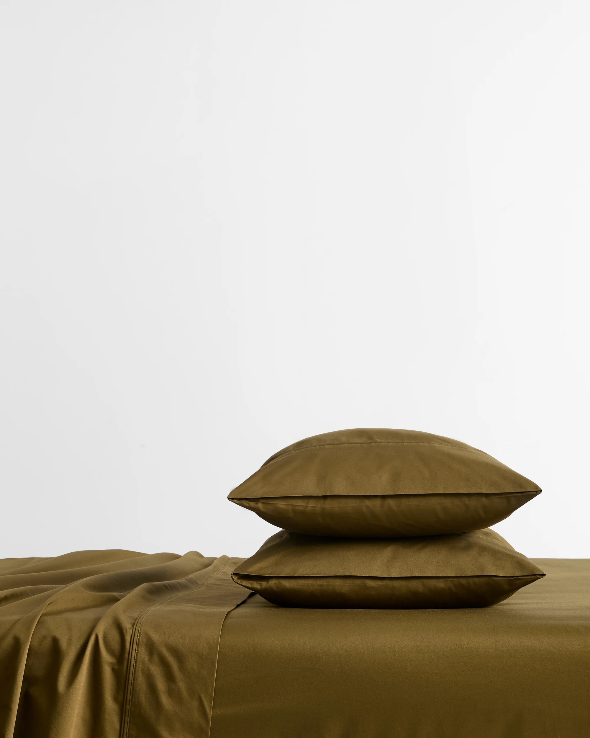 1 Egyptian Cotton 600 Thread Count Extra Deep Sheet Set - King Bed - Green, 1 of 1