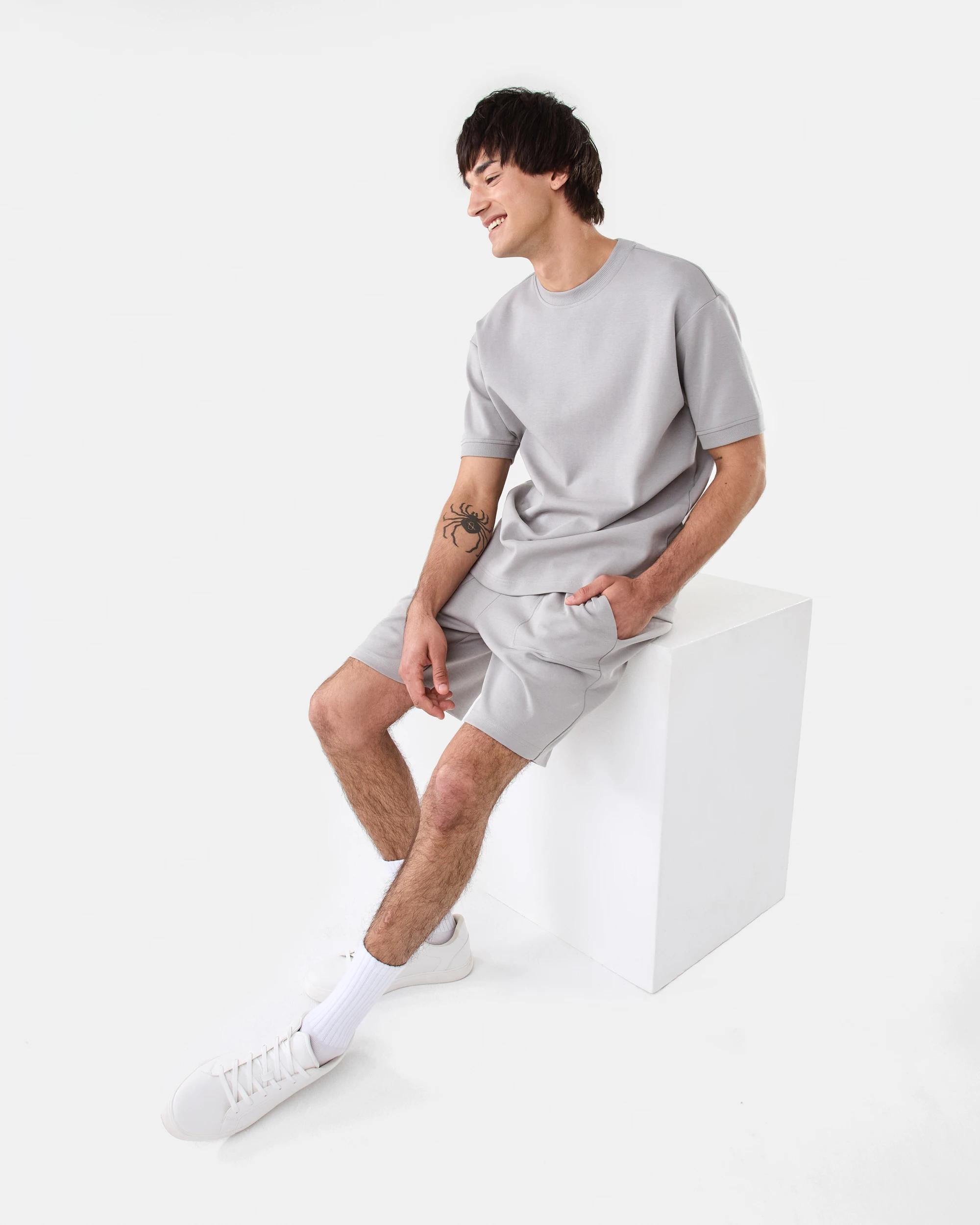 8 Elastic Waist Interlock Knit Shorts Gry Smoke, 8 of 8