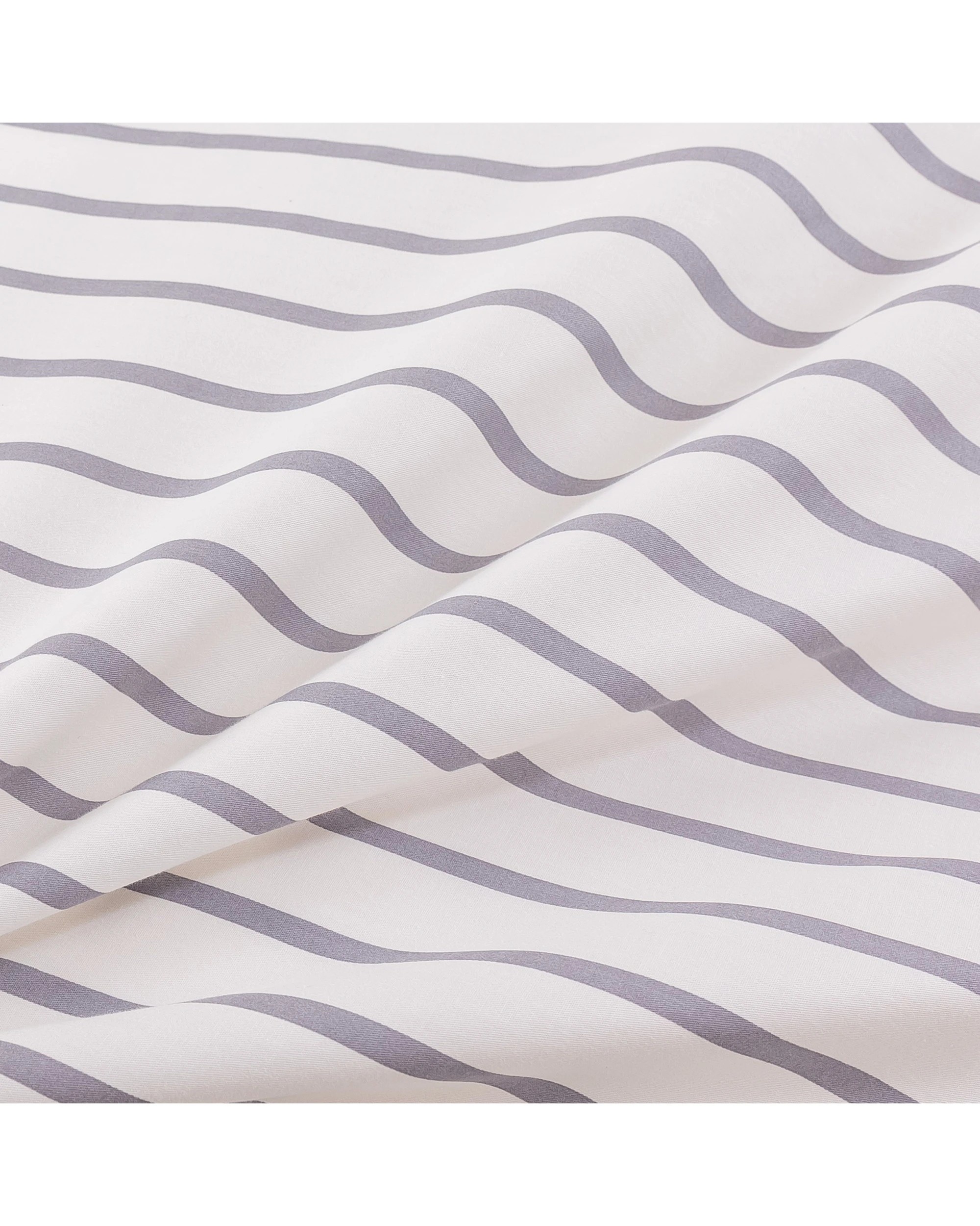 6 Dreamaker Tommy 100% Cotton Reversible Quilt Cover Set - Single Bed - Dark Blue and White, 6 of 10