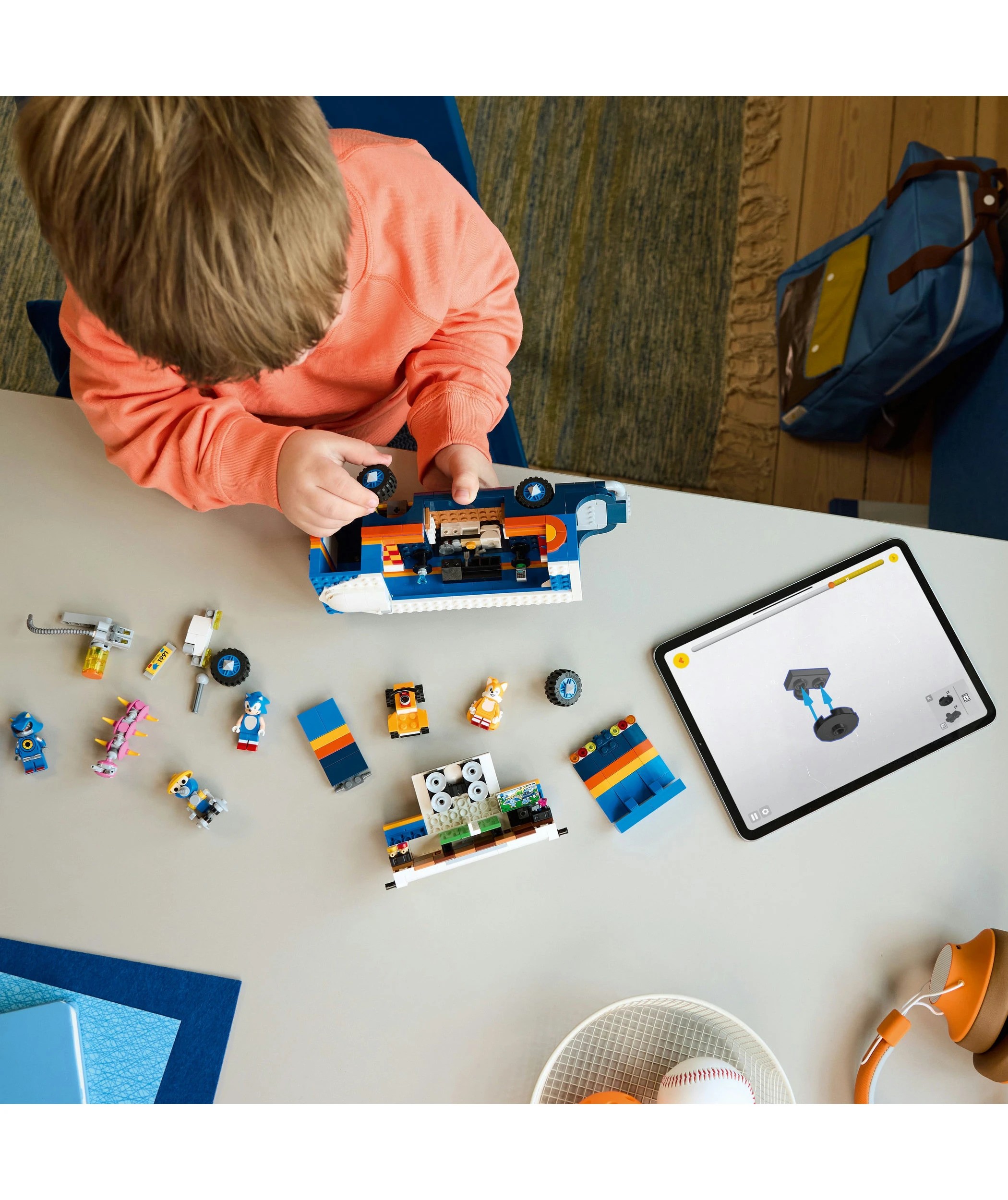 8 LEGO Sonic Team Sonic Command Truck 77006, 8 of 10