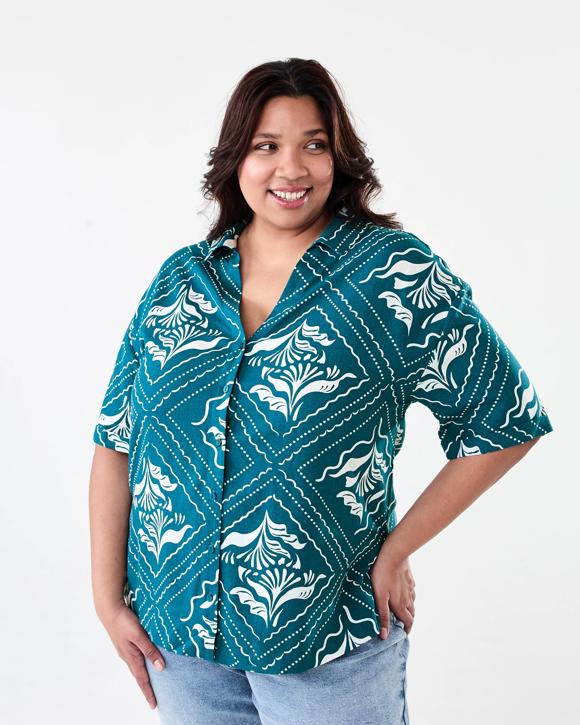 Curve Short Sleeve Resort Shirt