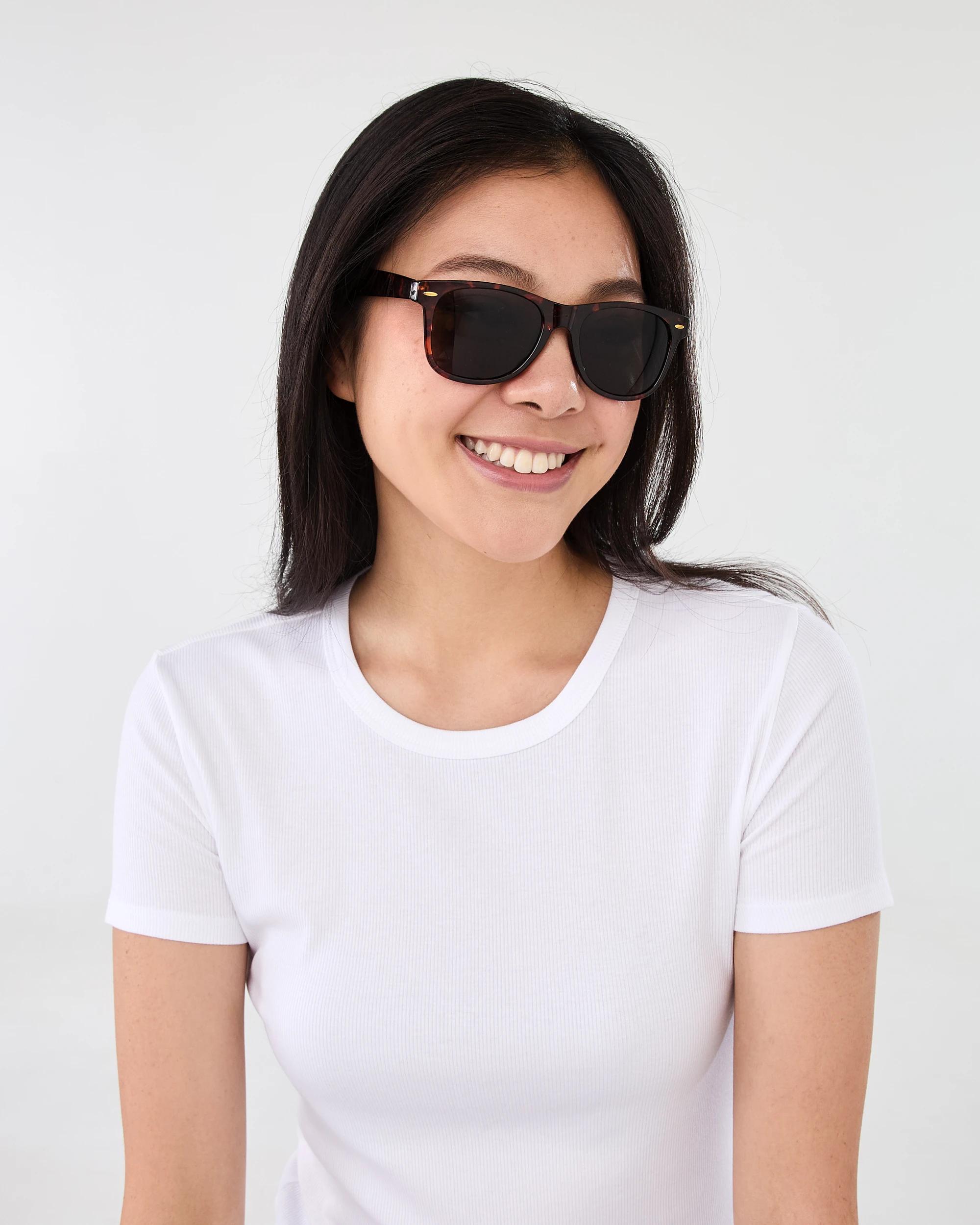 5 Womens Square Frame Sunglasses Tort, 5 of 6