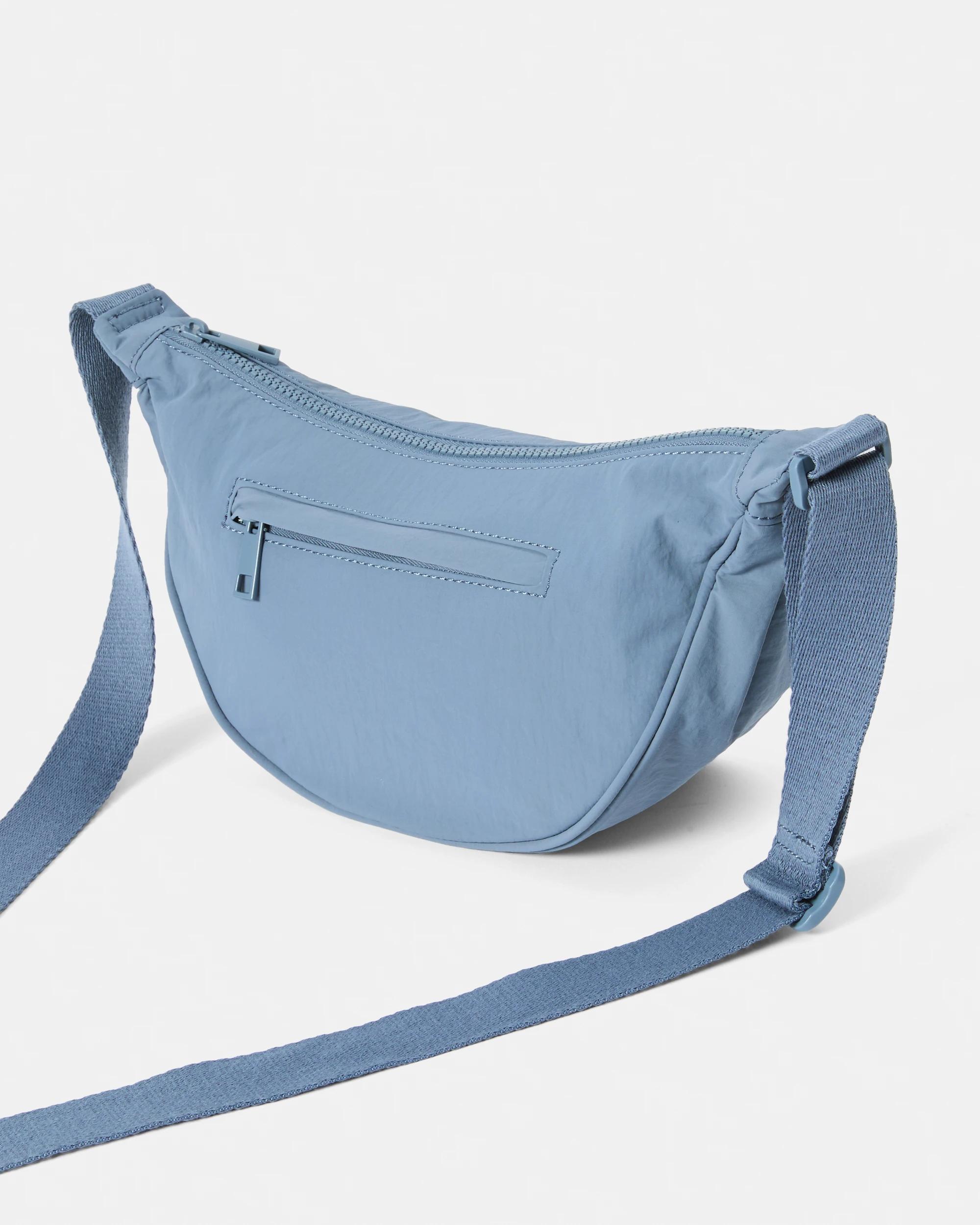 2 Urban Crescent Sling Bag Blu Willow, 2 of 7