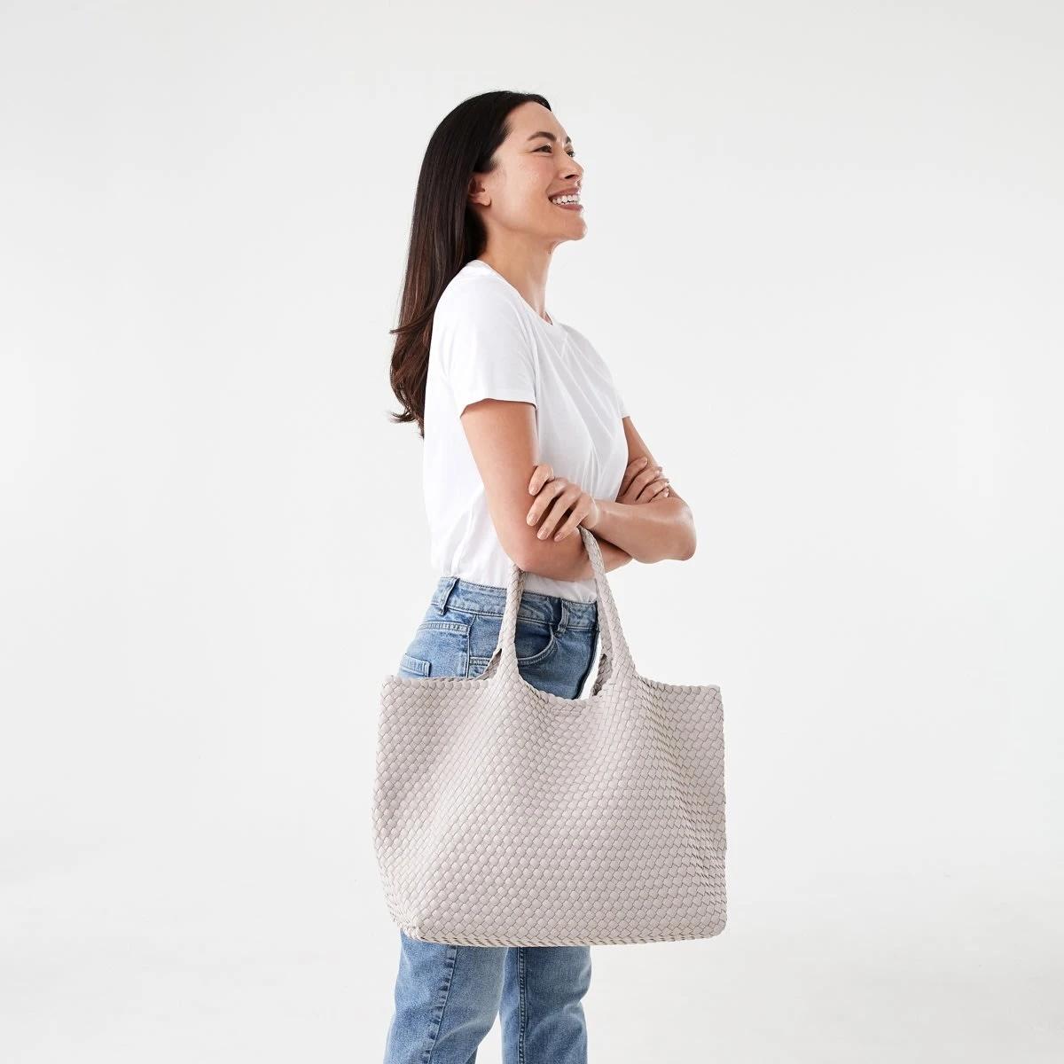 6 Weave Tote Bag SMOKEY TAUPE, 6 of 6