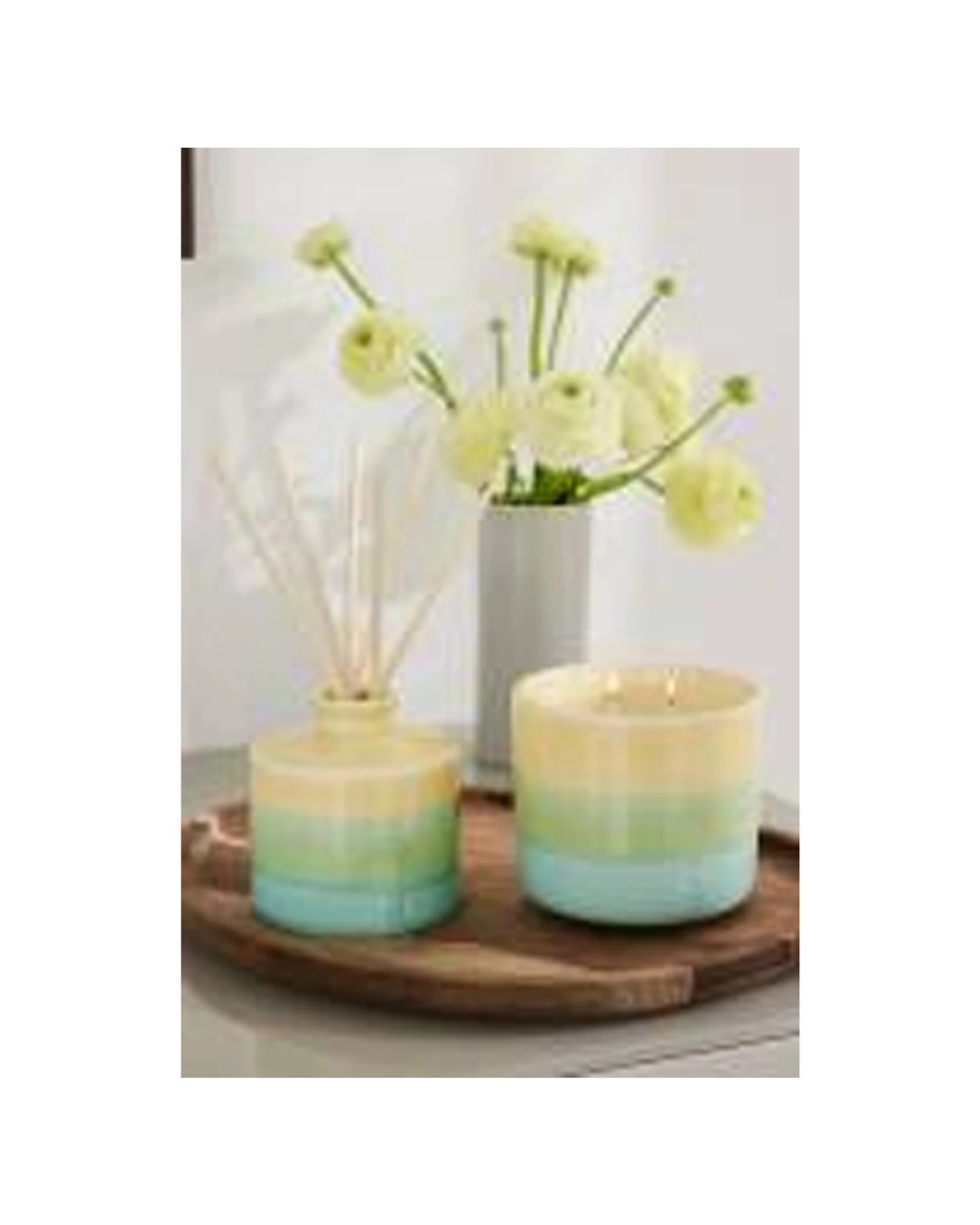 2 Love Anna x Chapters Road Trip Scented Candle 325g Verbena & Sicilian Citrus - Multi, 2 of 2