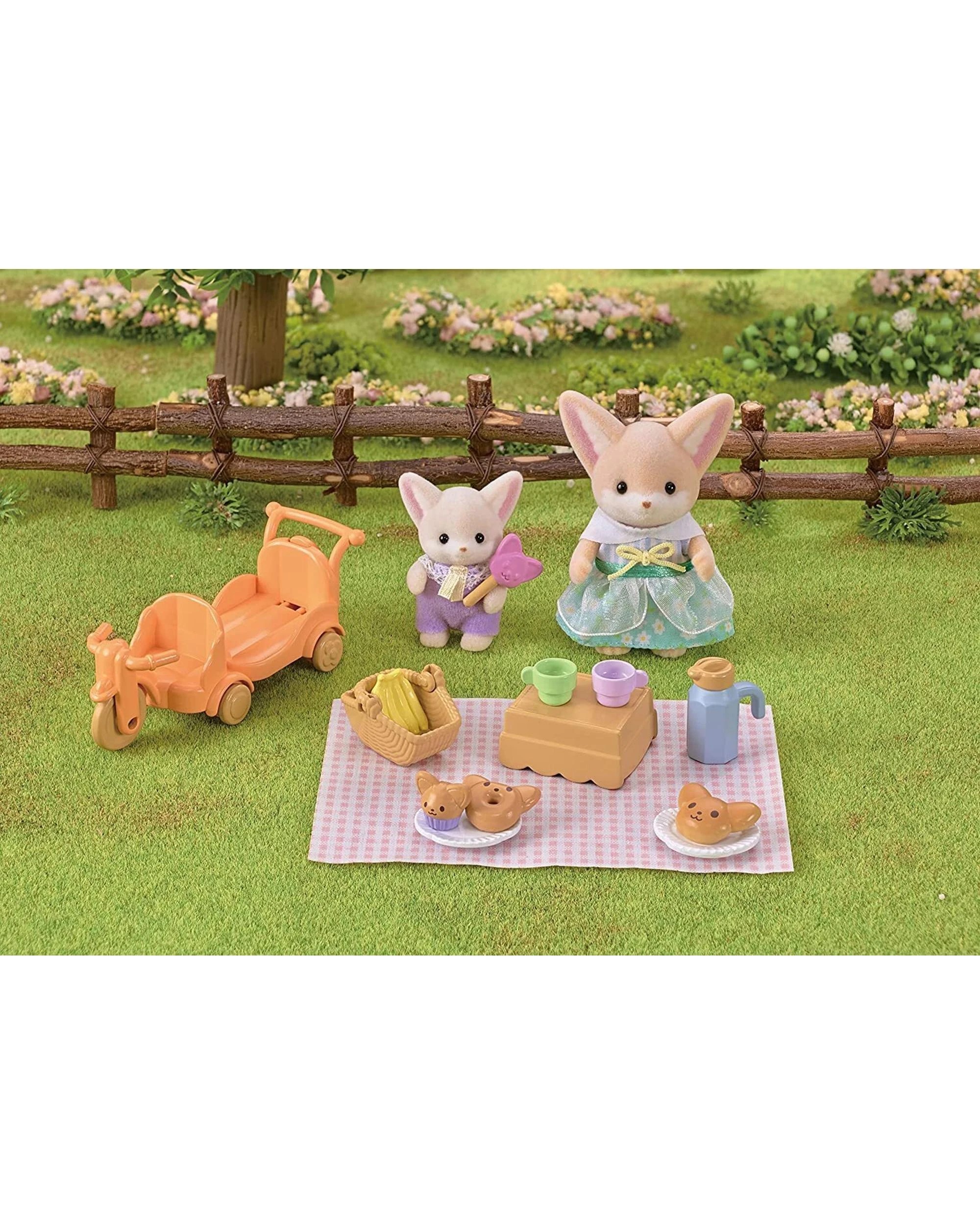 5 Sylvanian Families Sunny Picnic Set, 5 of 6