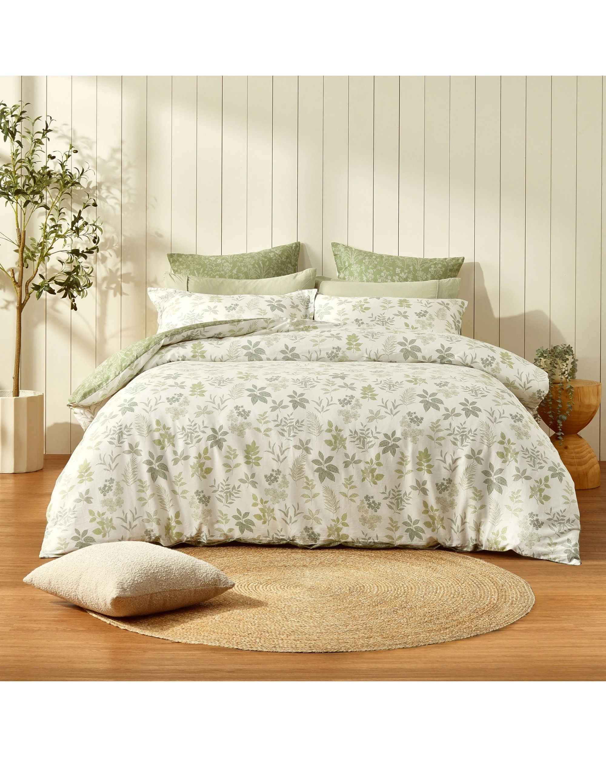 5 Dreamaker Mabel 100% Cotton Reversible Quilt Cover Set - King Single Bed - Sage Green, 5 of 7