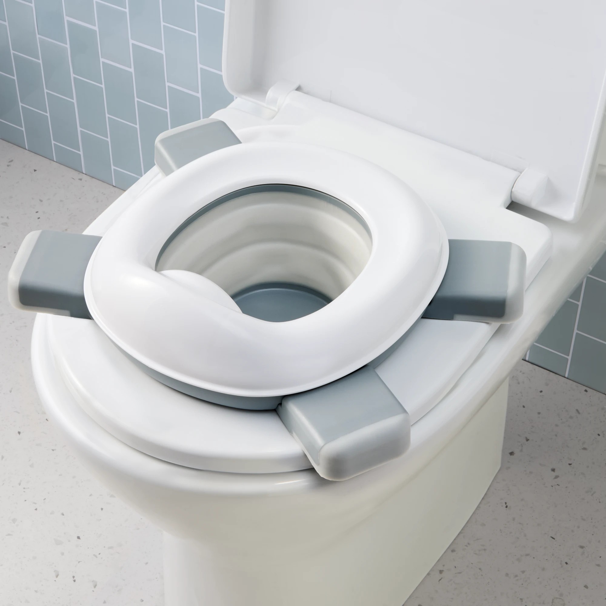 1 Collapsible Travel Potty, 1 of 10