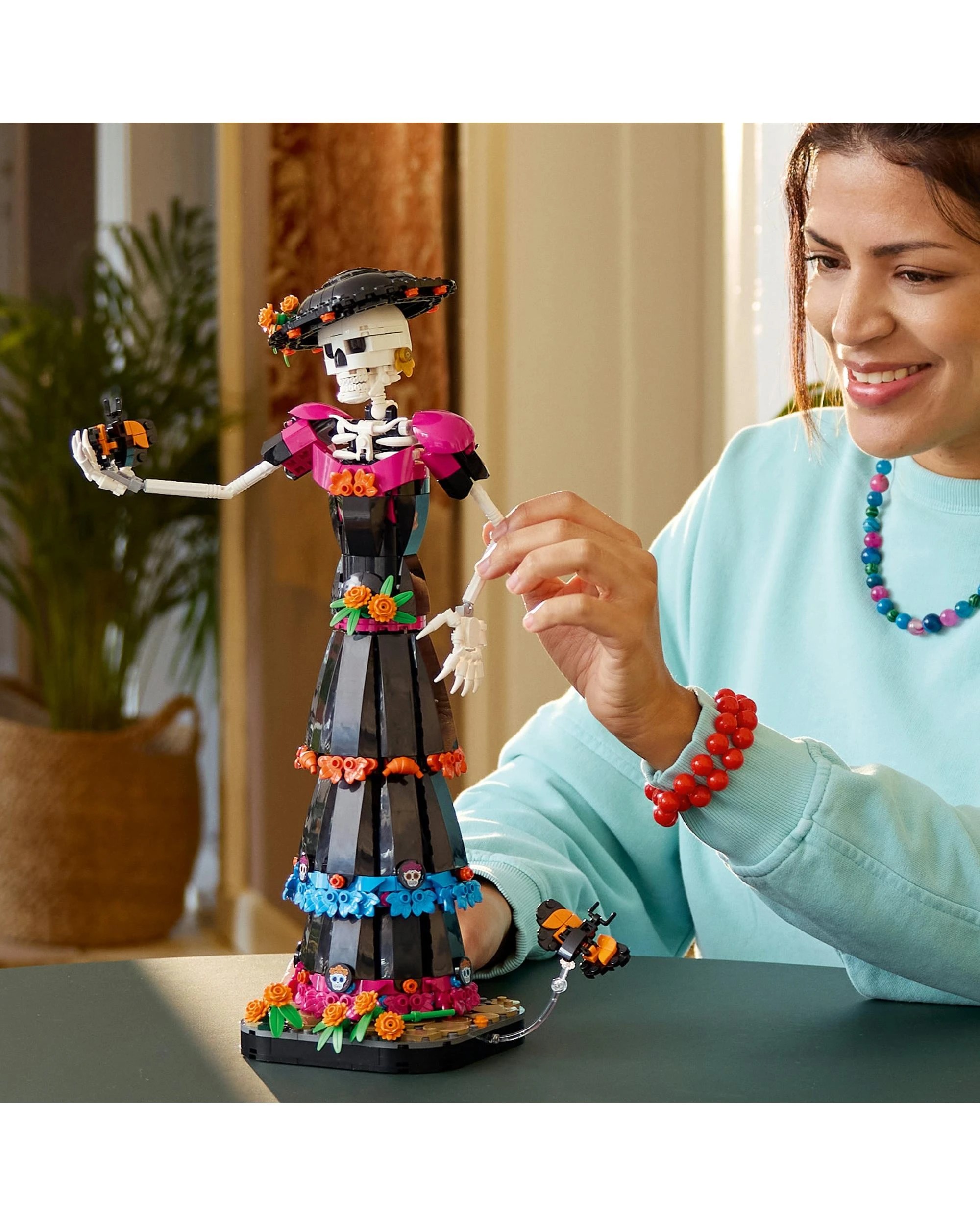 4 LEGO Ideas La Catrina - 21372, 4 of 10