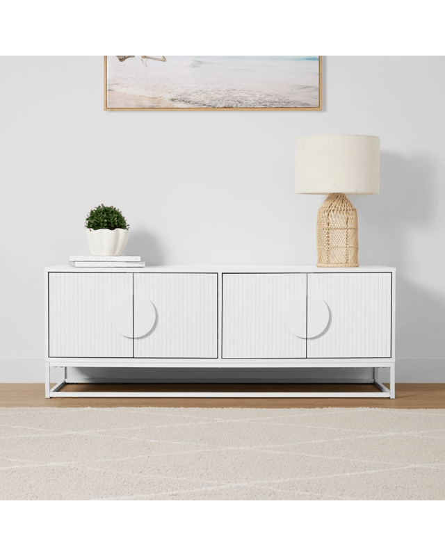 Stevie Entertainment 