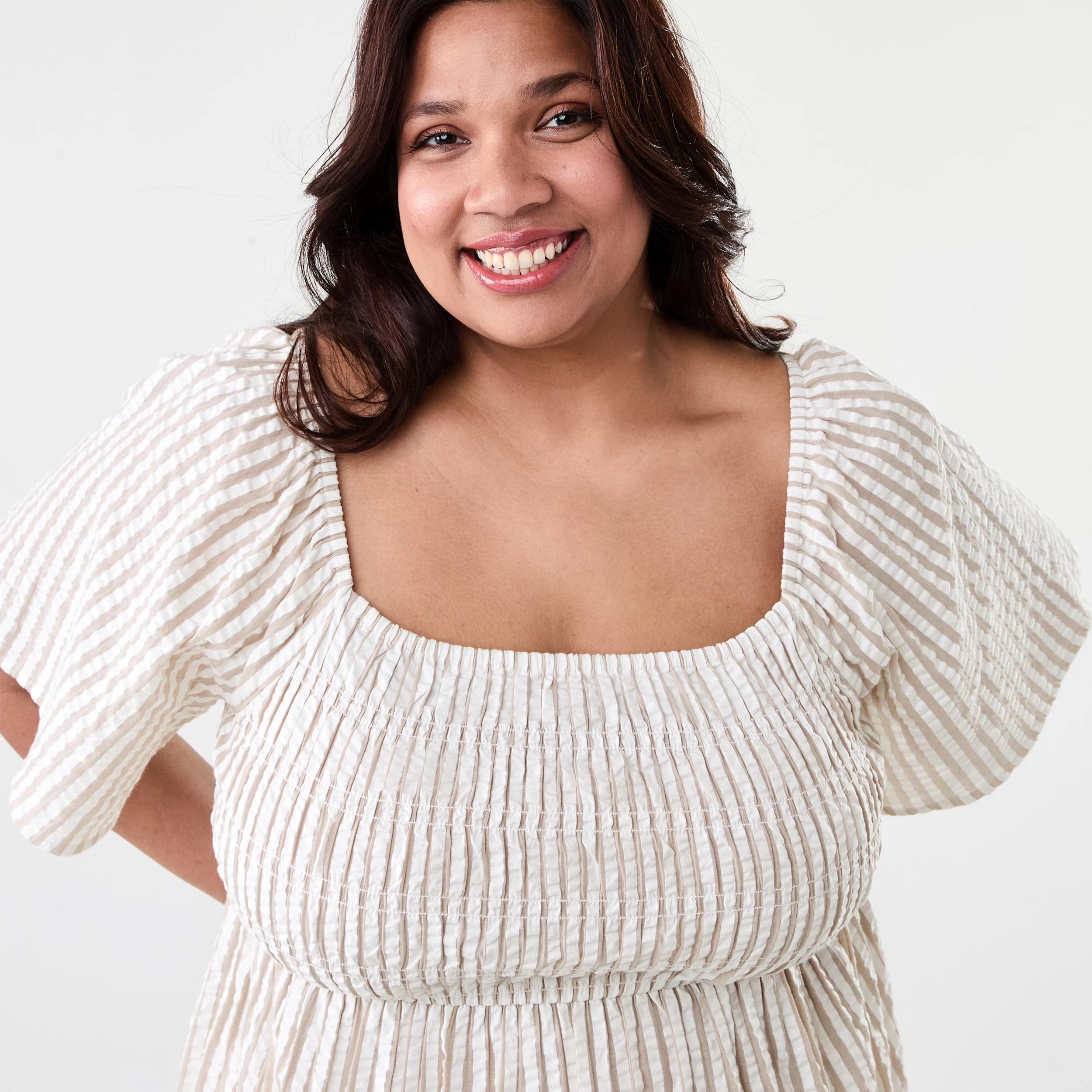 4 Curve Shirred Maxi Dress Neu Stripe, 4 of 7