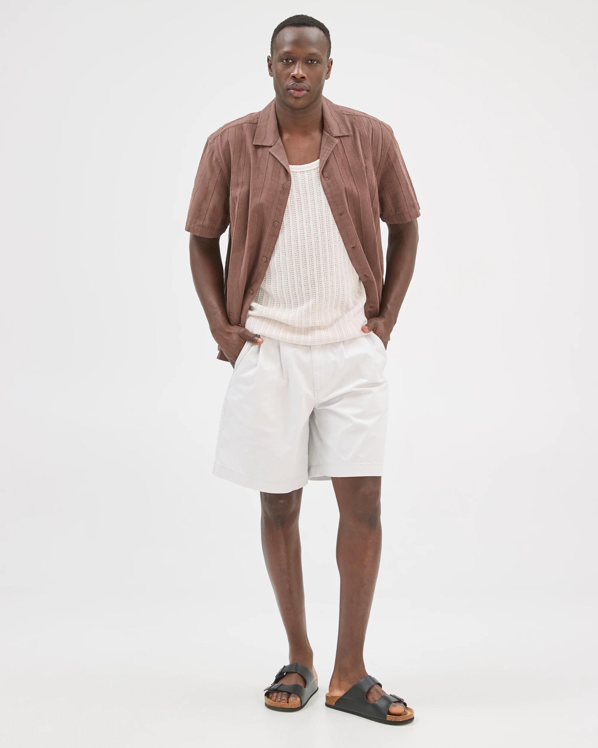 1 Commons Australian Cotton Pleated Chino Shorts CLOUD WHITE, 1 of 7