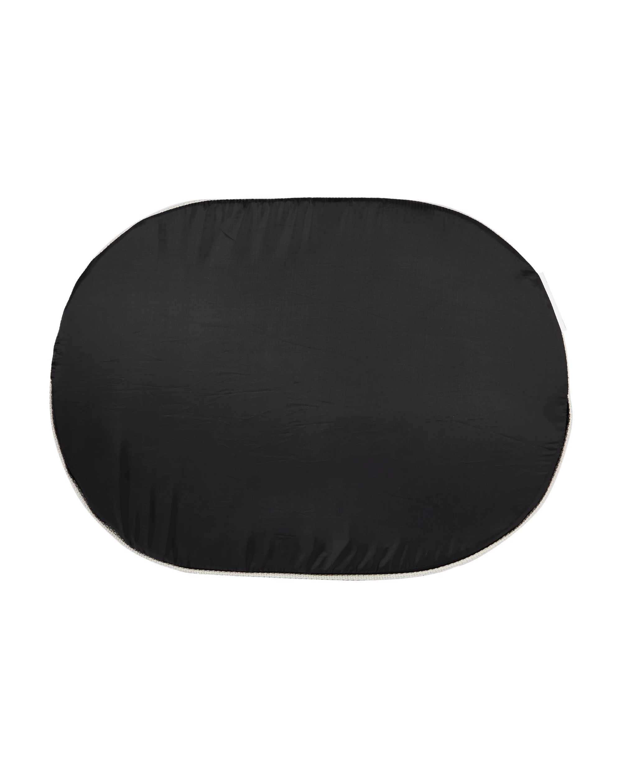 7 Oval Orthopaedic Bed - Medium, 7 of 8