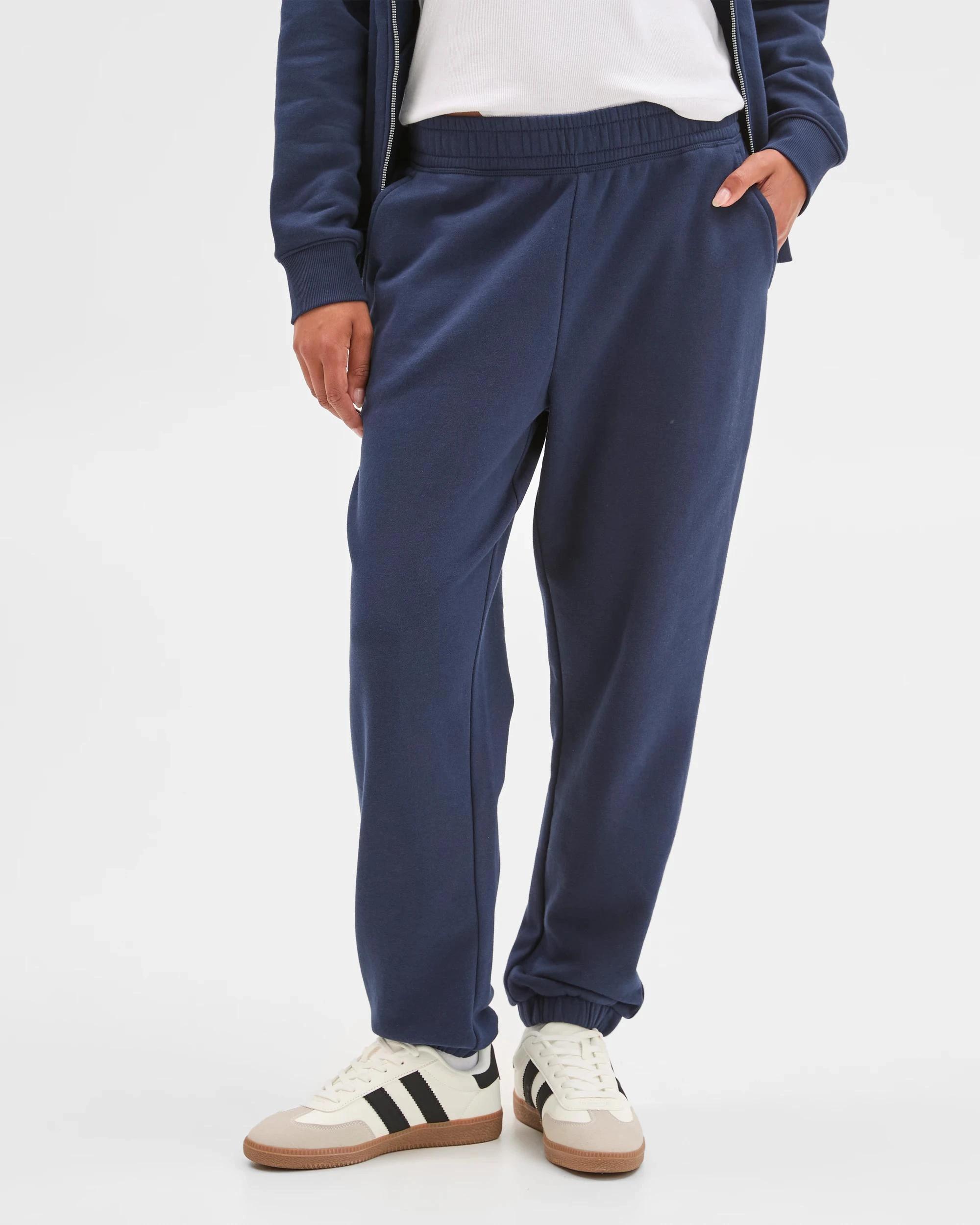 4 Target Active Active Australian Cotton Blend Fleece Trackpants MARINE NAVY, 4 of 5